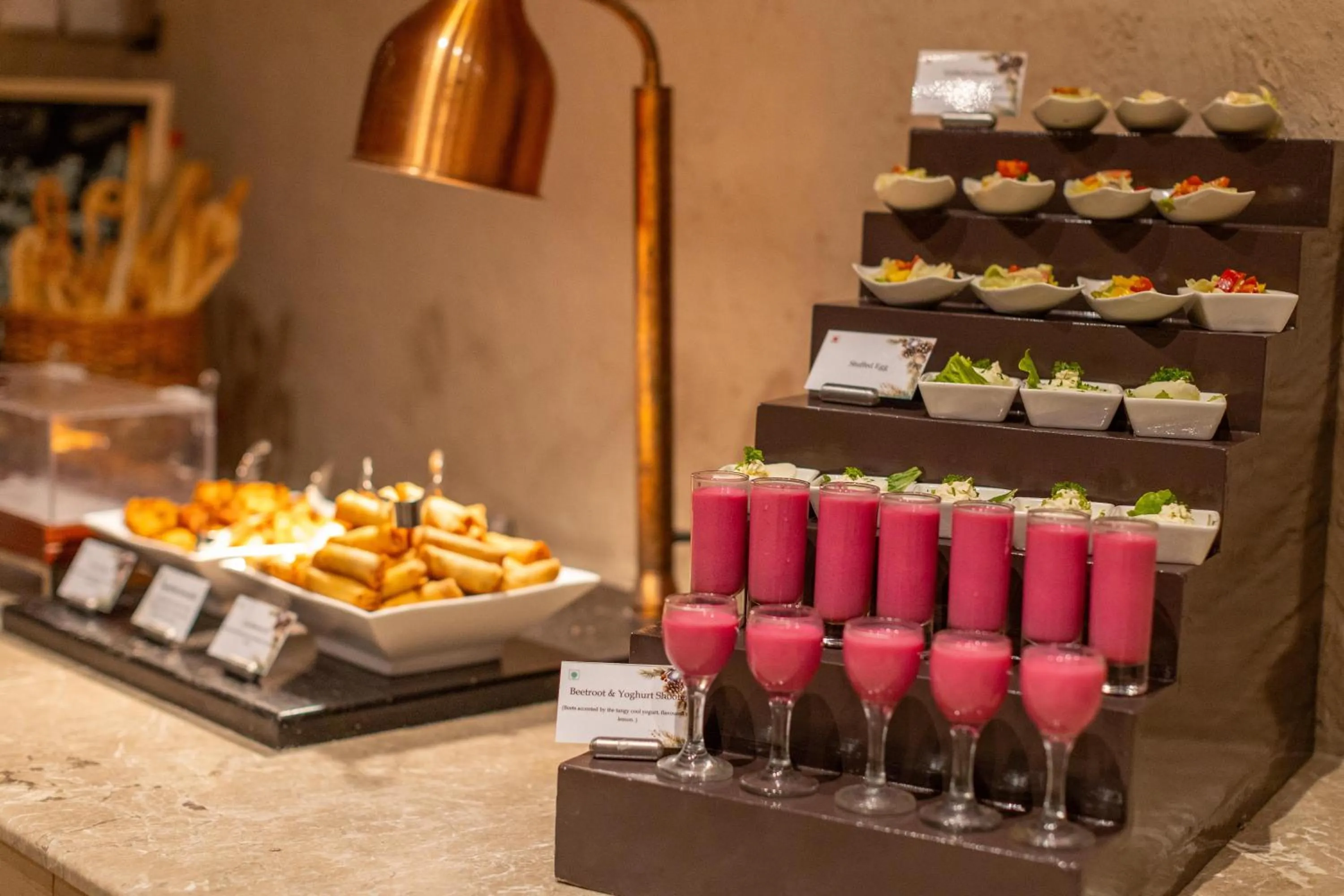 Restaurant/places to eat in Thousand Nights Camp