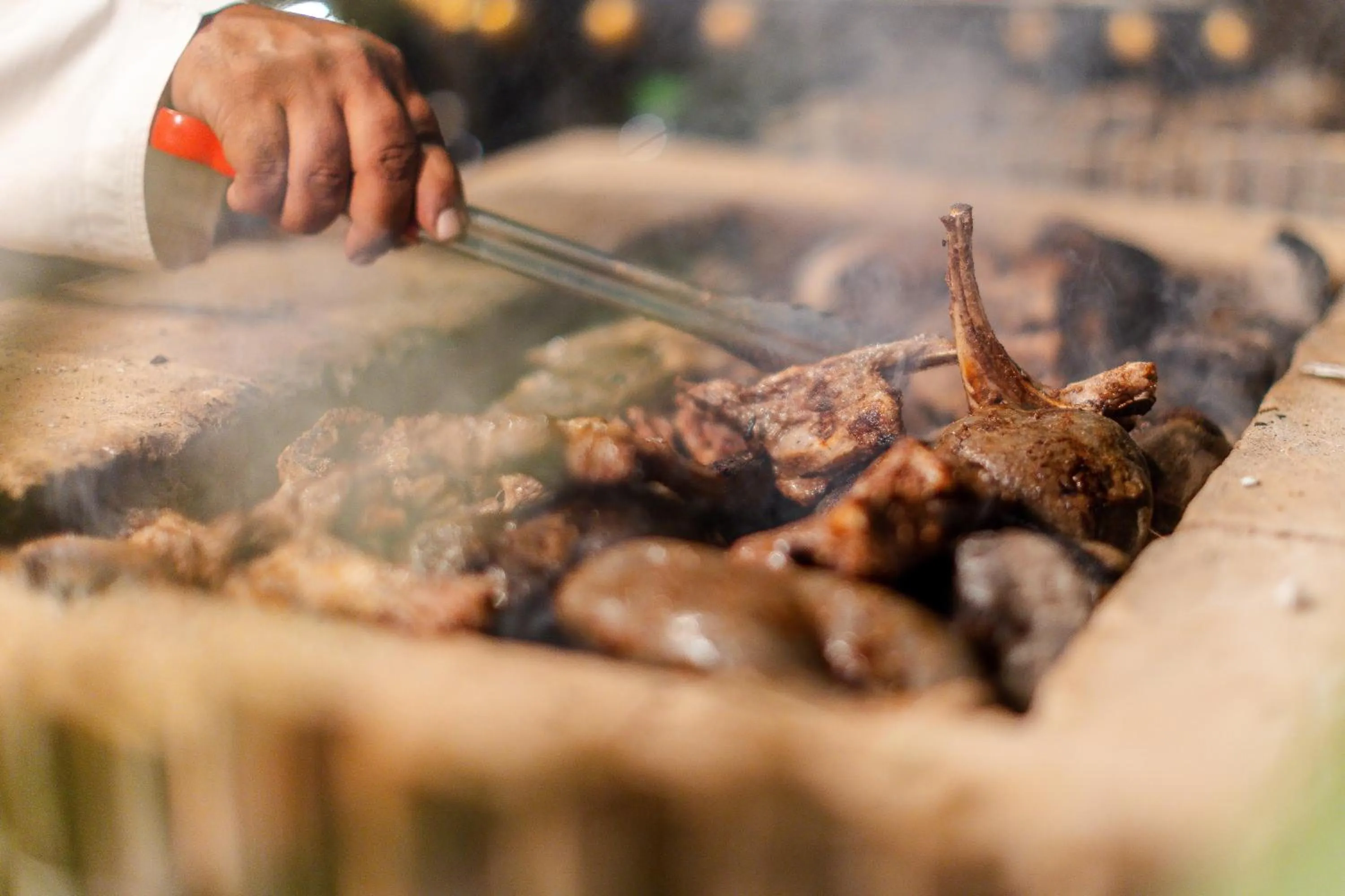 Restaurant/places to eat in Thousand Nights Camp