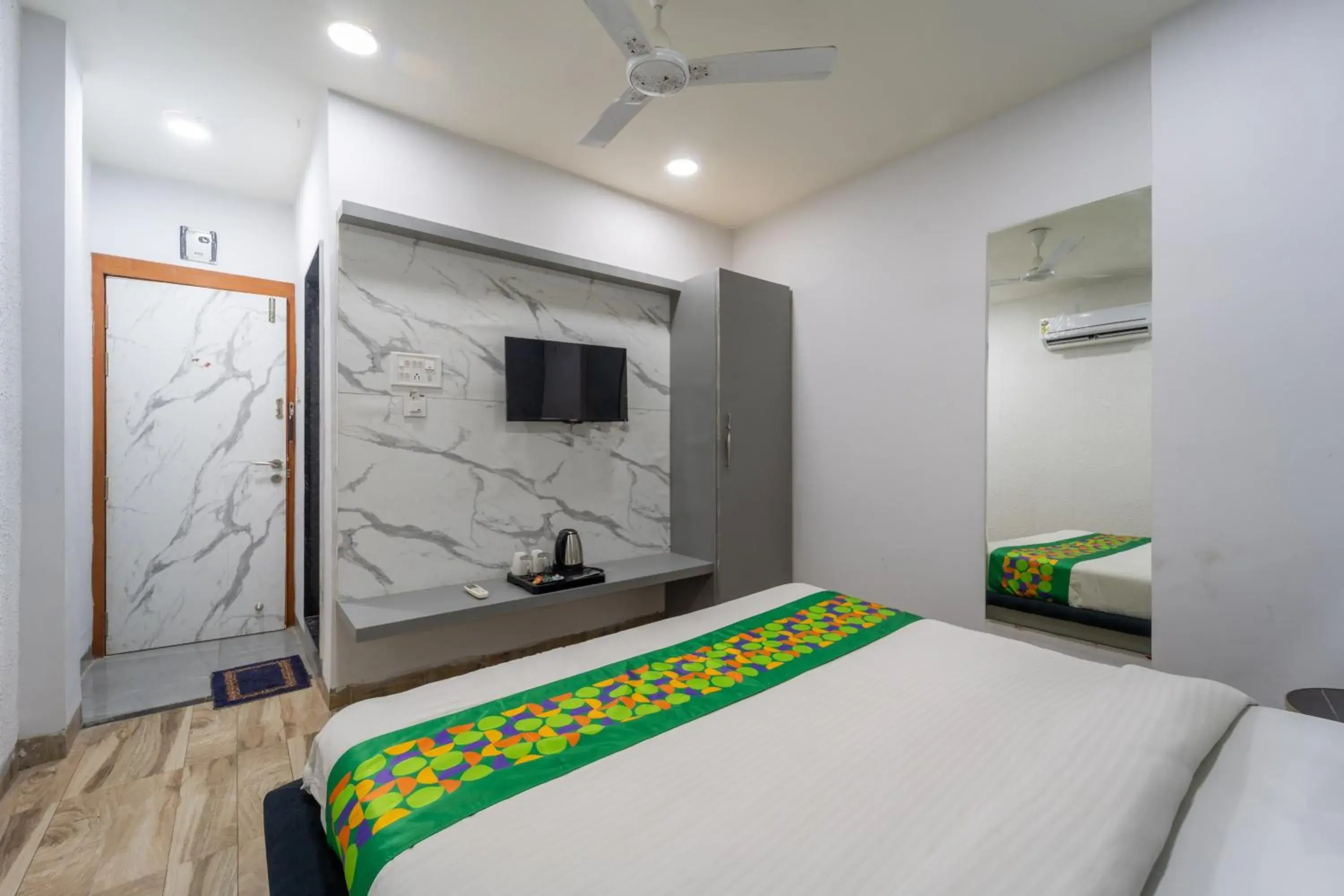 Bedroom, Bed in Treebo Musk Bedroom, Bed in Treebo Musk