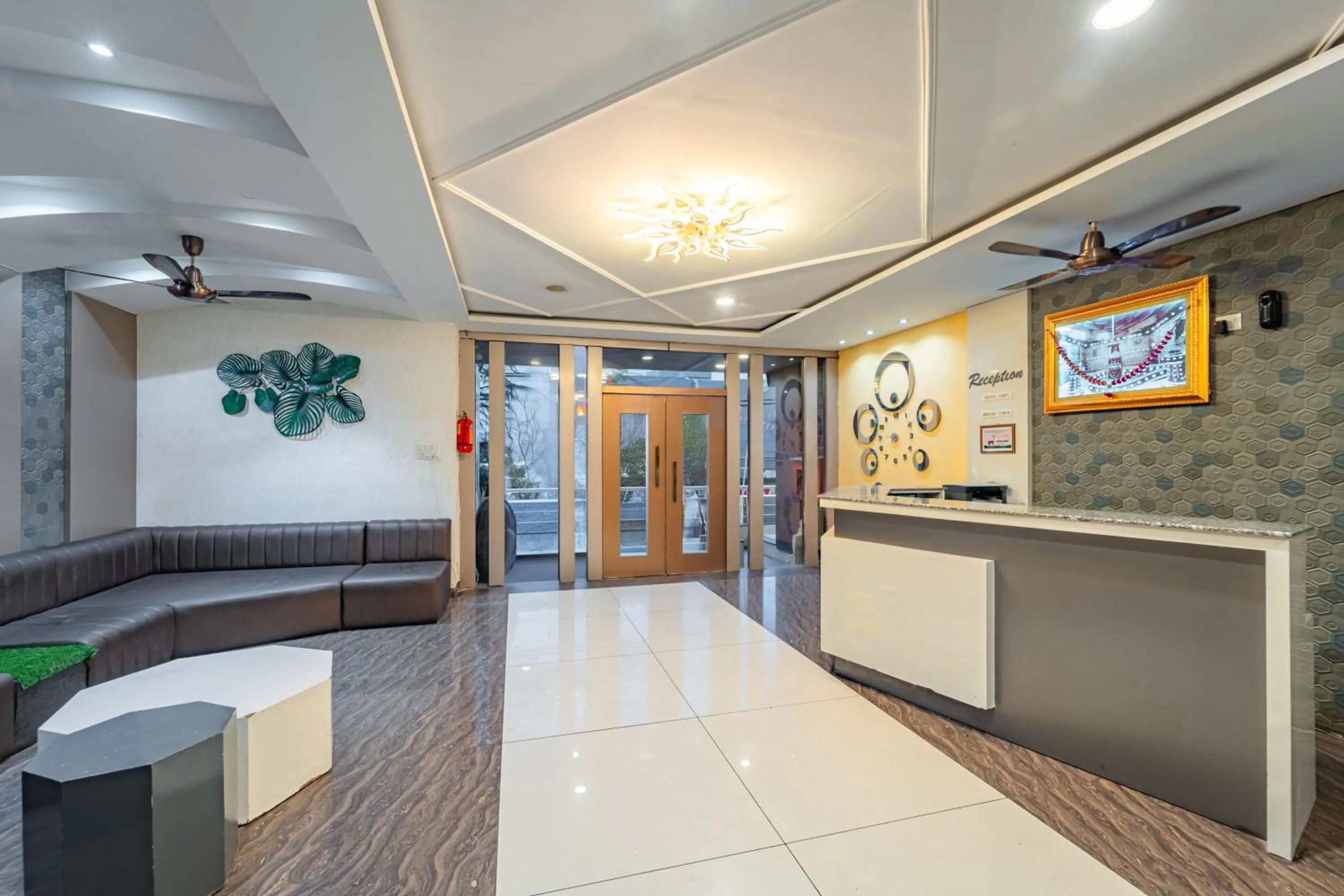 Lobby or reception in Treebo Musk