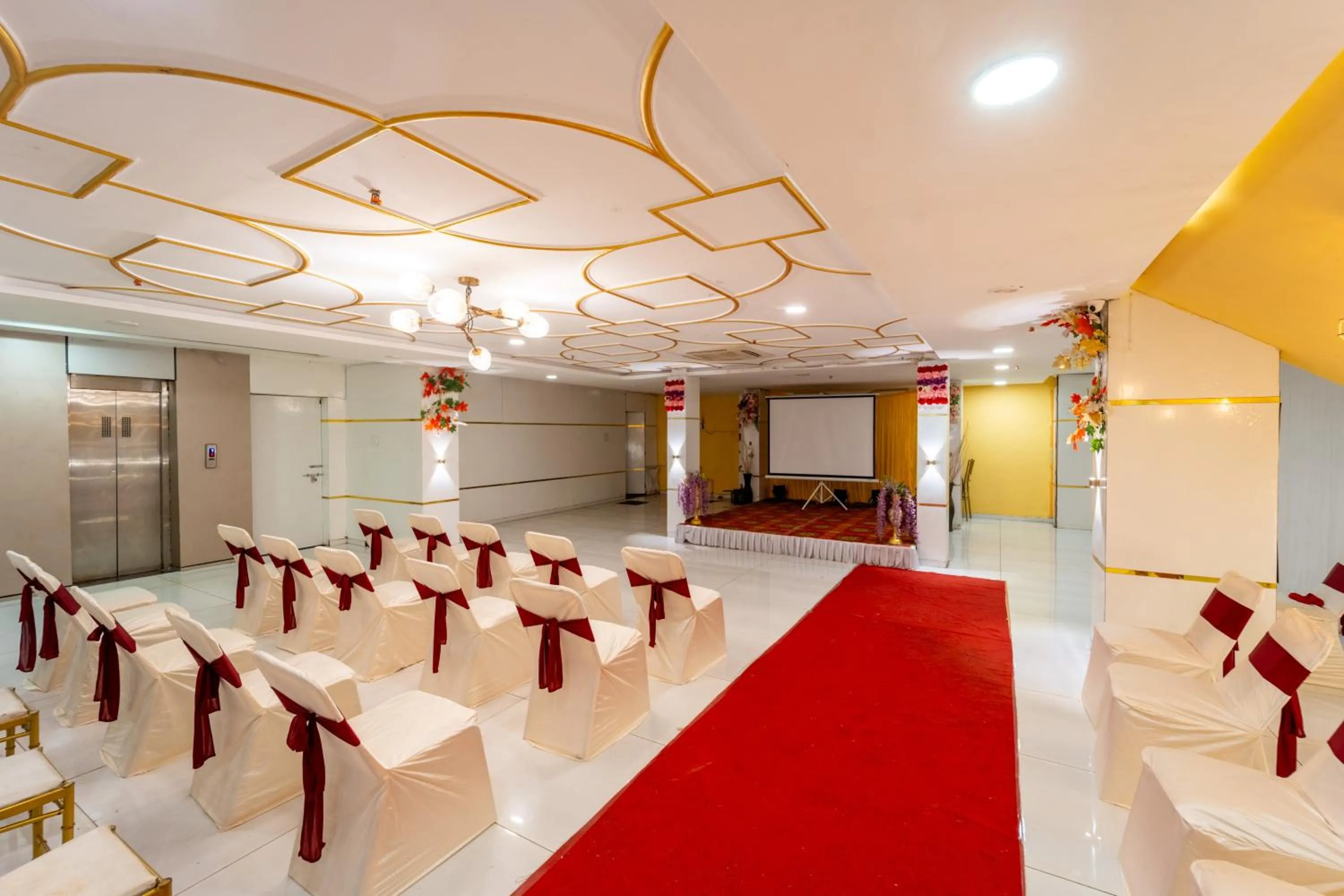 Banquet/Function facilities in Treebo Musk