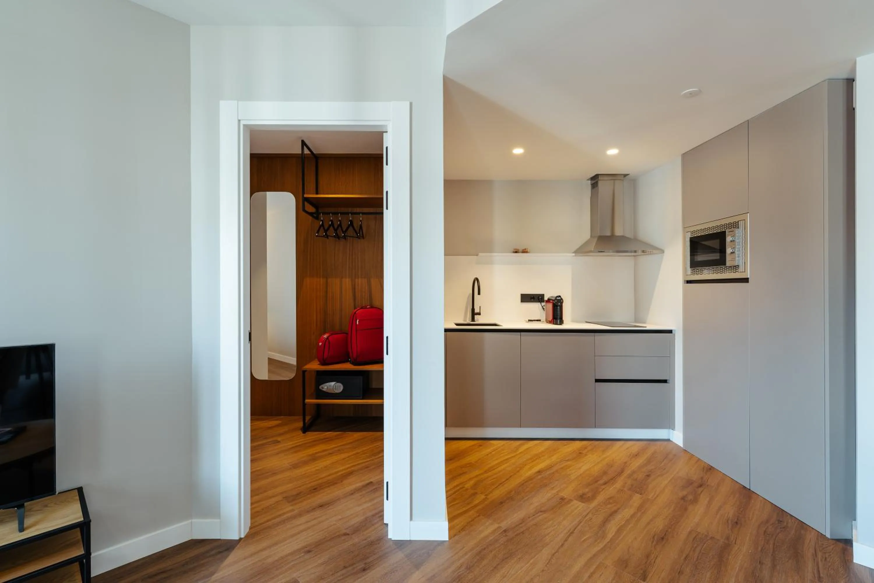 Kitchen or kitchenette in Apartamentos 2H LIVING