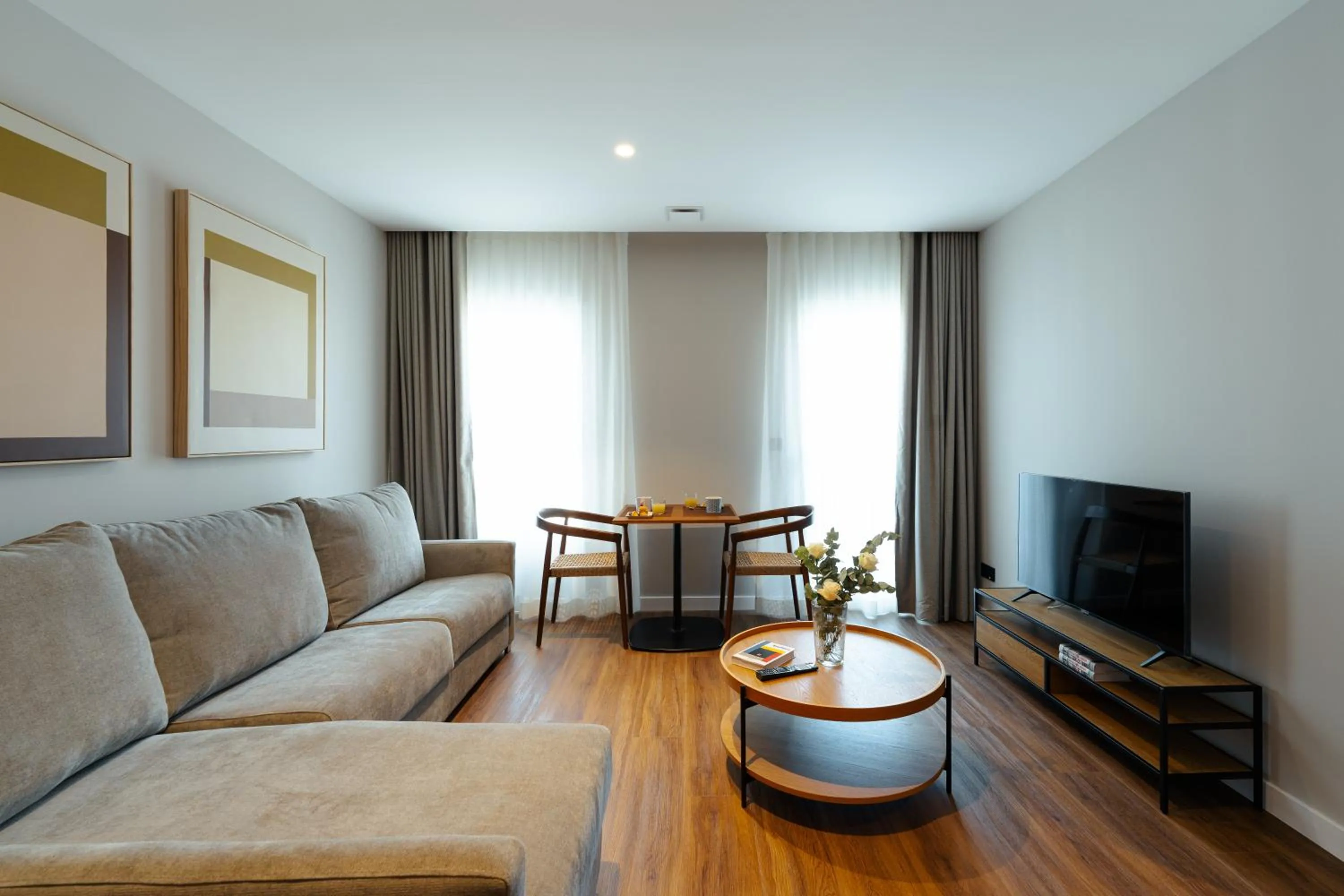Seating area in Apartamentos 2H LIVING