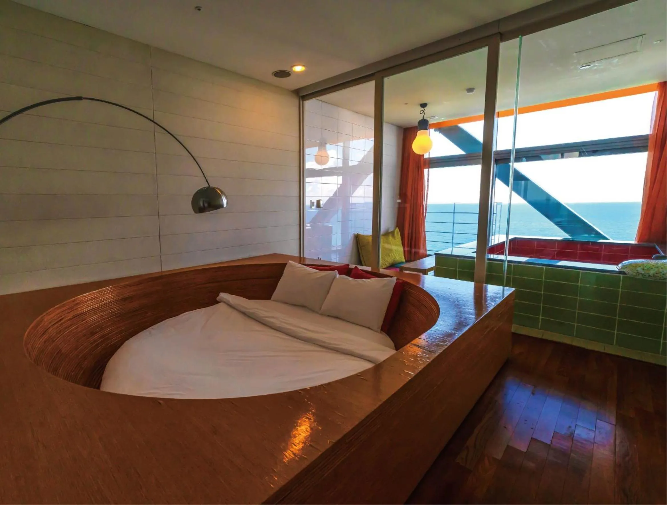 Bed in Haslla Art World Museum Hotel