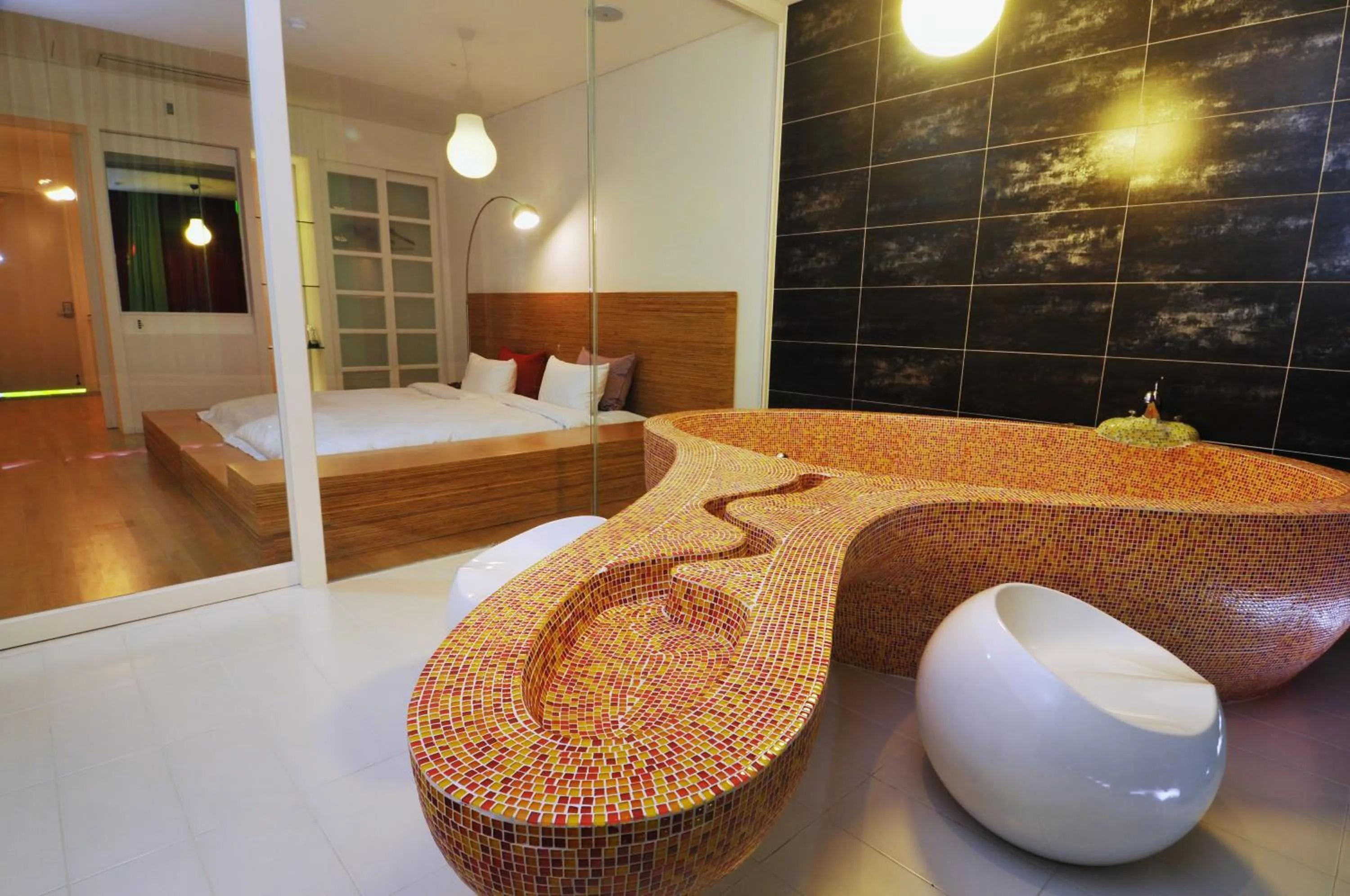 Bathroom, Bed in Haslla Art World Museum Hotel