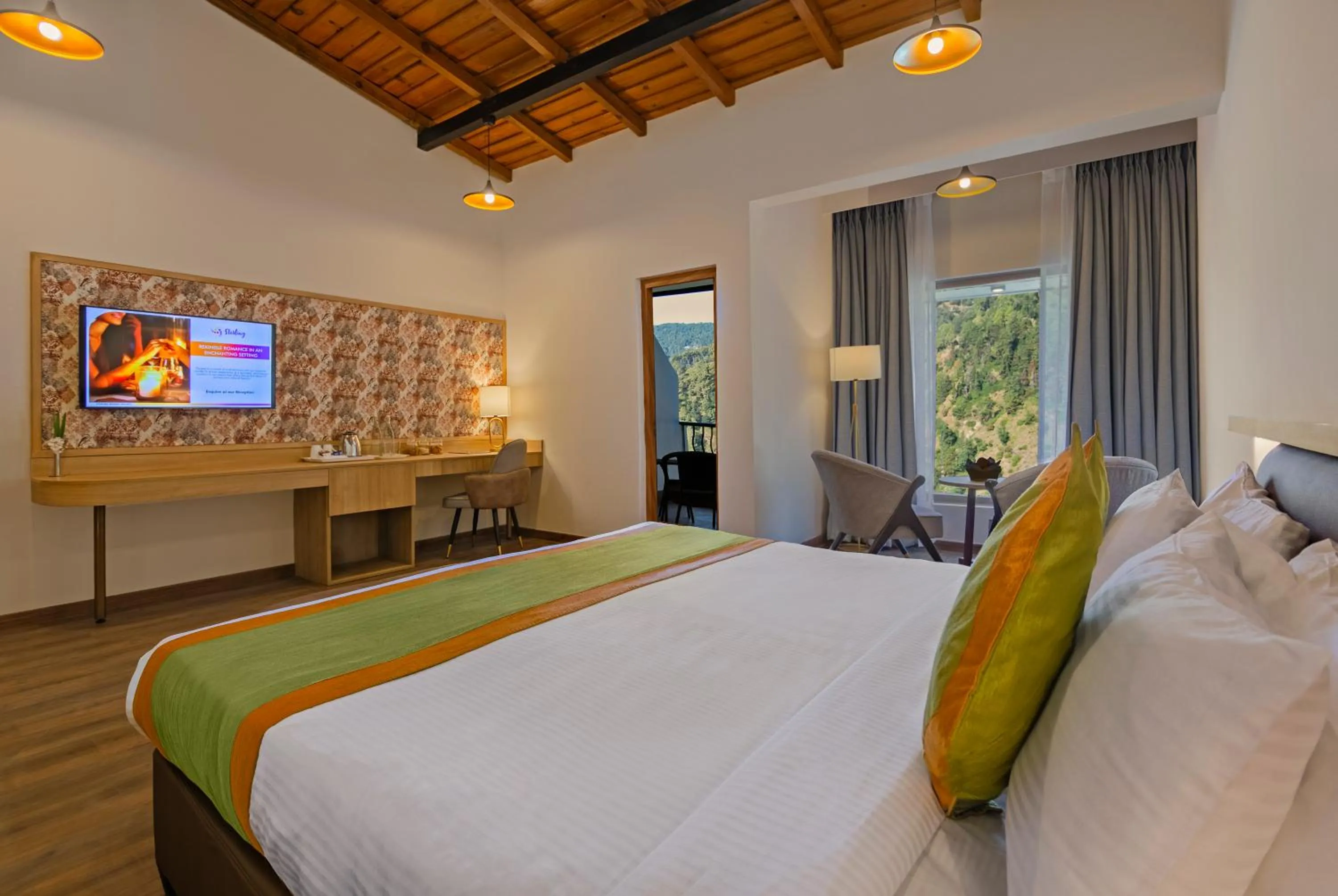 TV and multimedia, Bed in Sterling Nainital