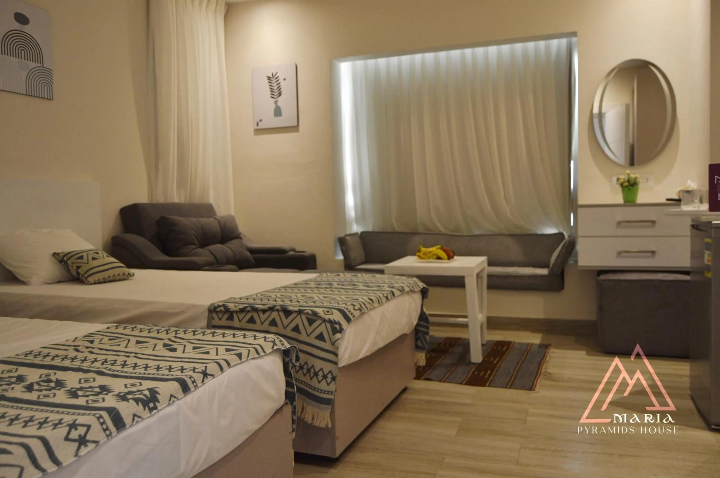 Photo of the whole room, Bed in Maria Pyramids House