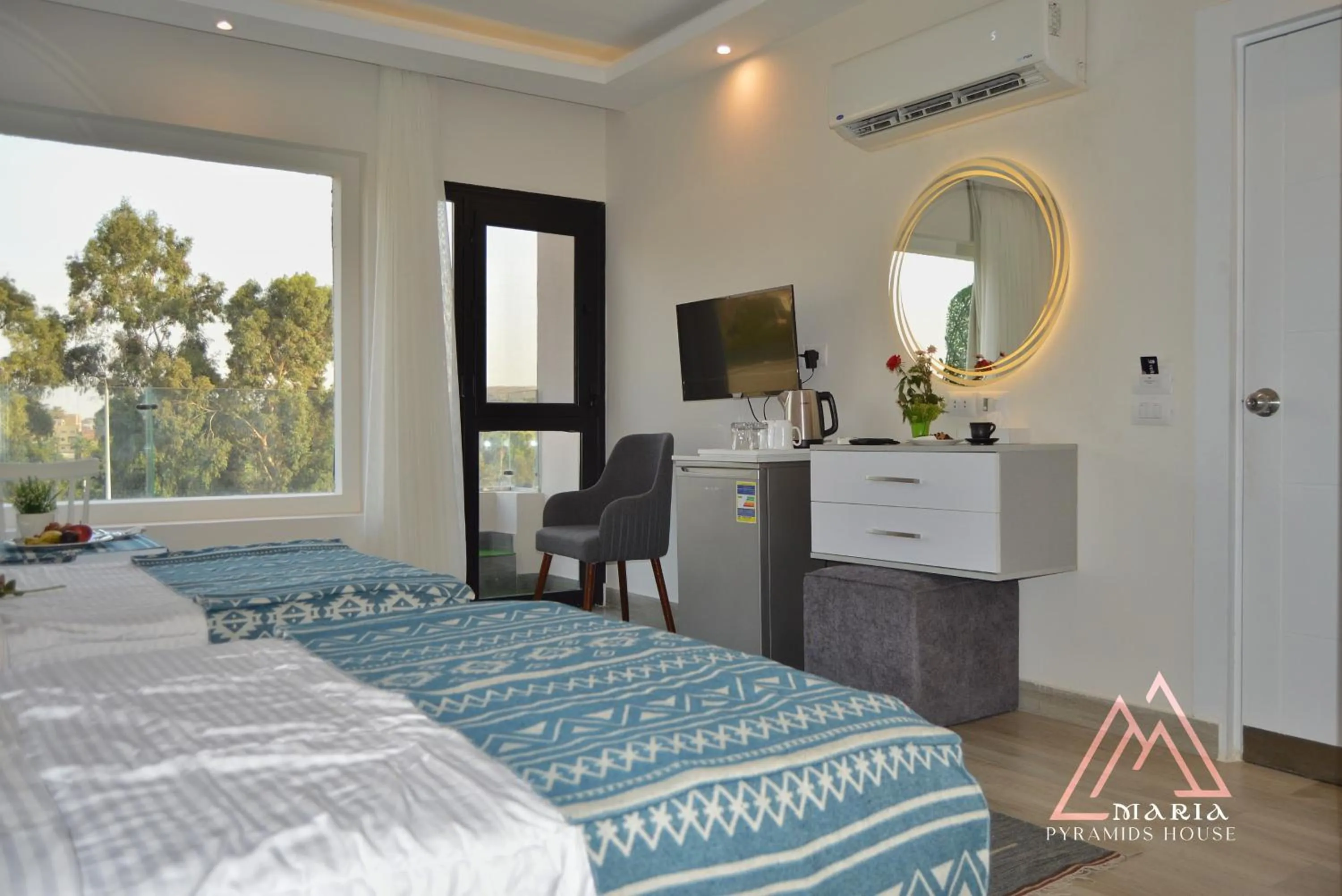 Bed in Maria Pyramids House