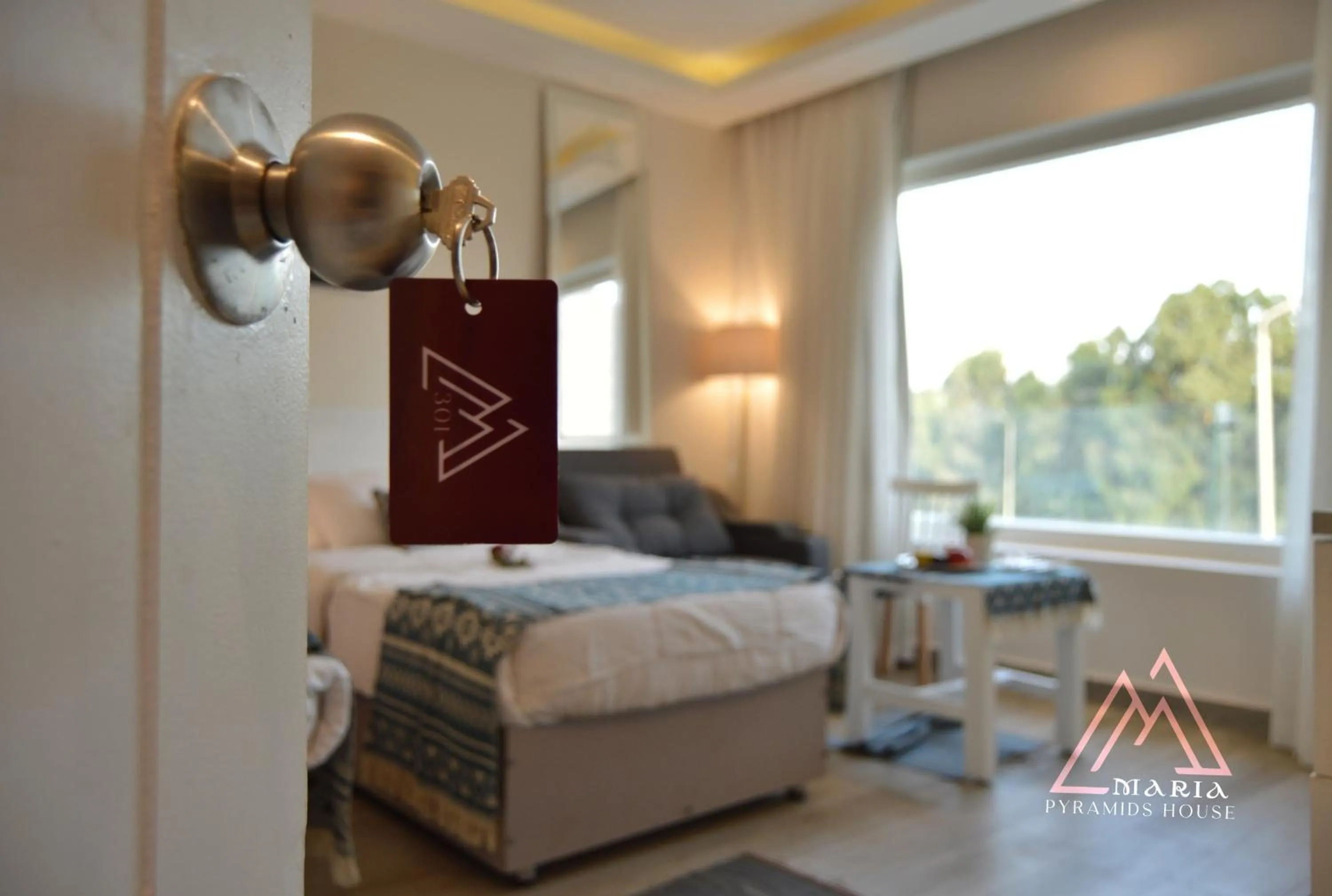 Bed in Maria Pyramids House