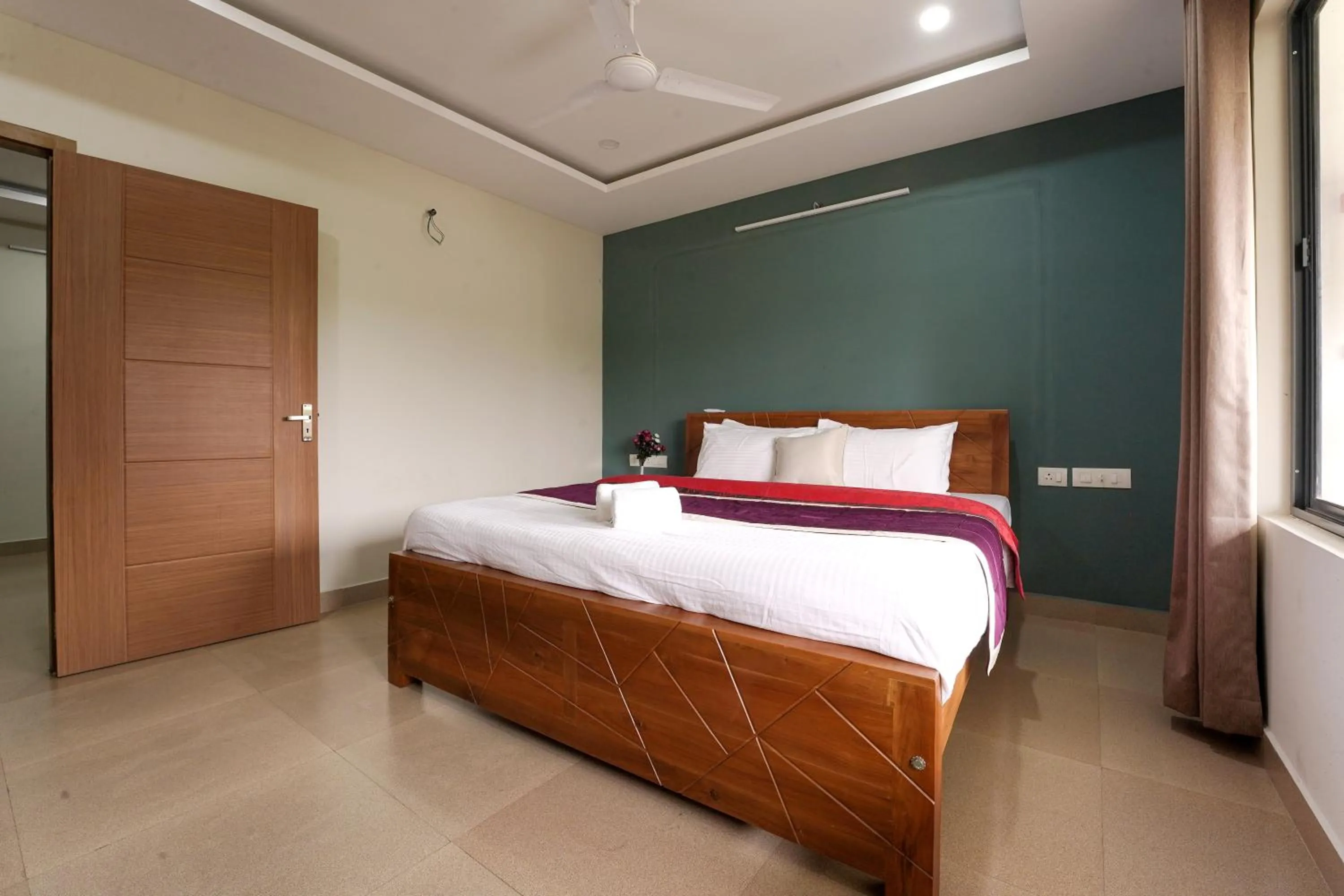 Bedroom, Bed in Span Avenue