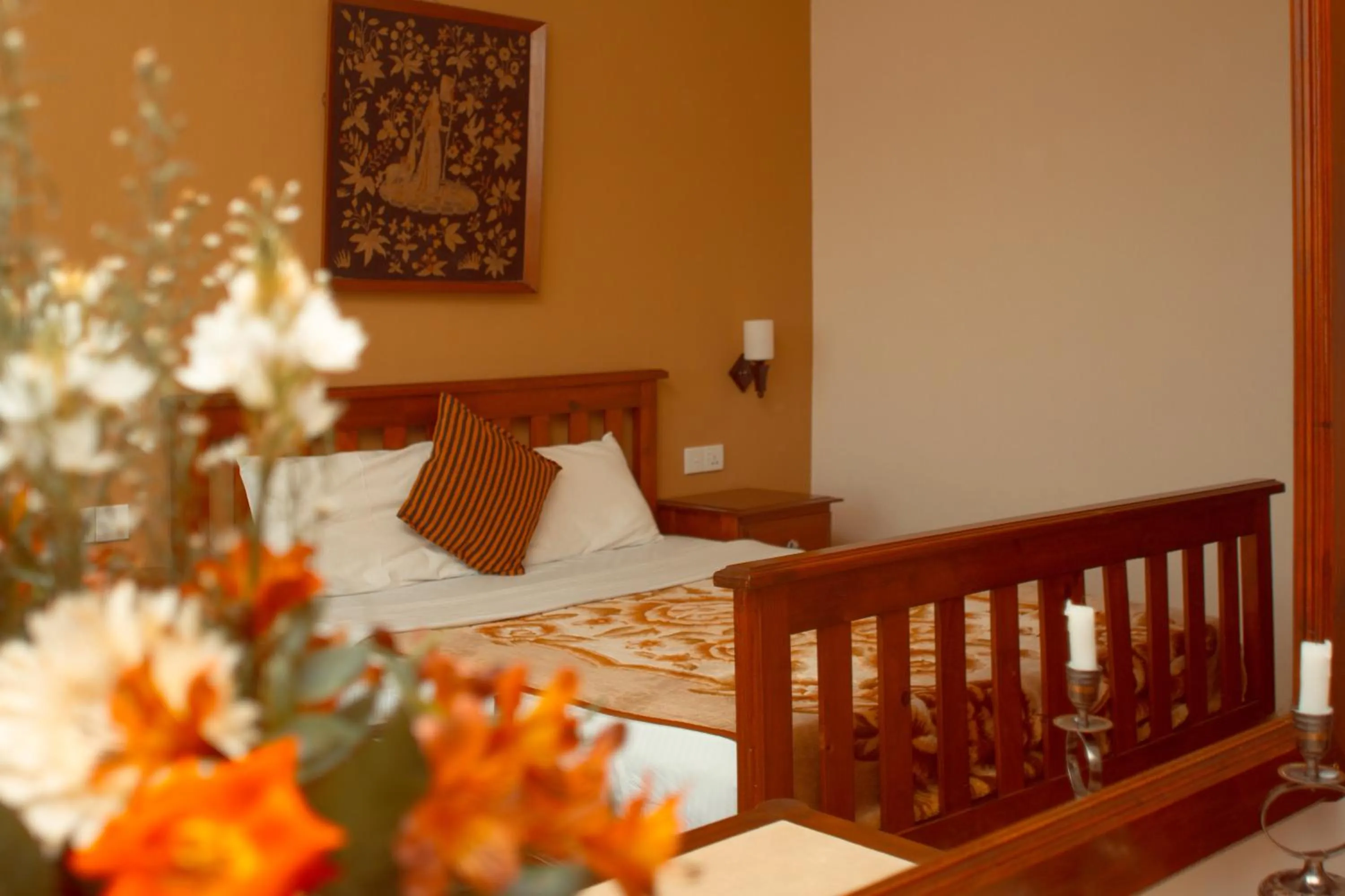 Photo of the whole room, Bed in House of Leisure