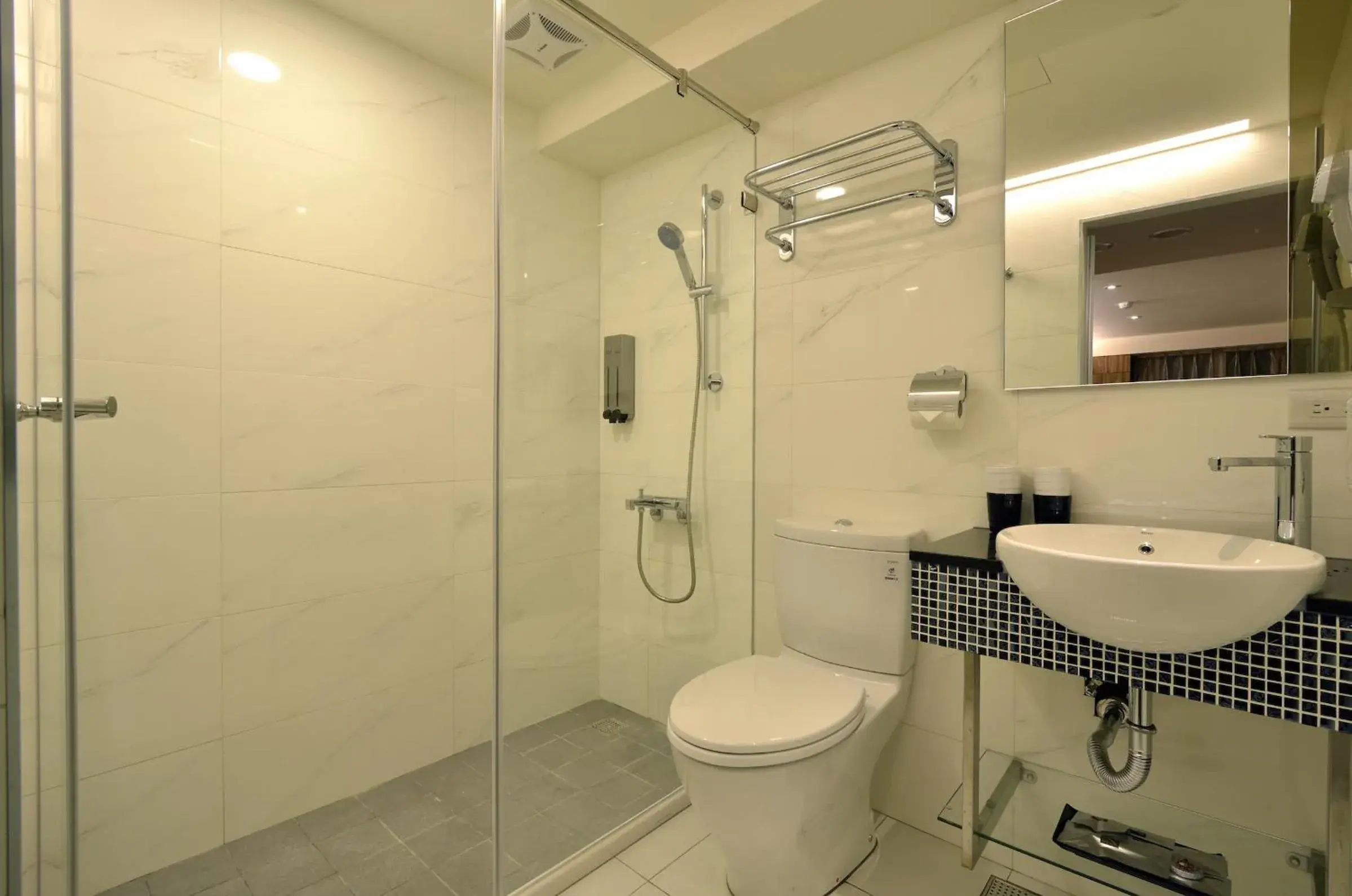 Bathroom in Shin Shin Hotel - Songshan