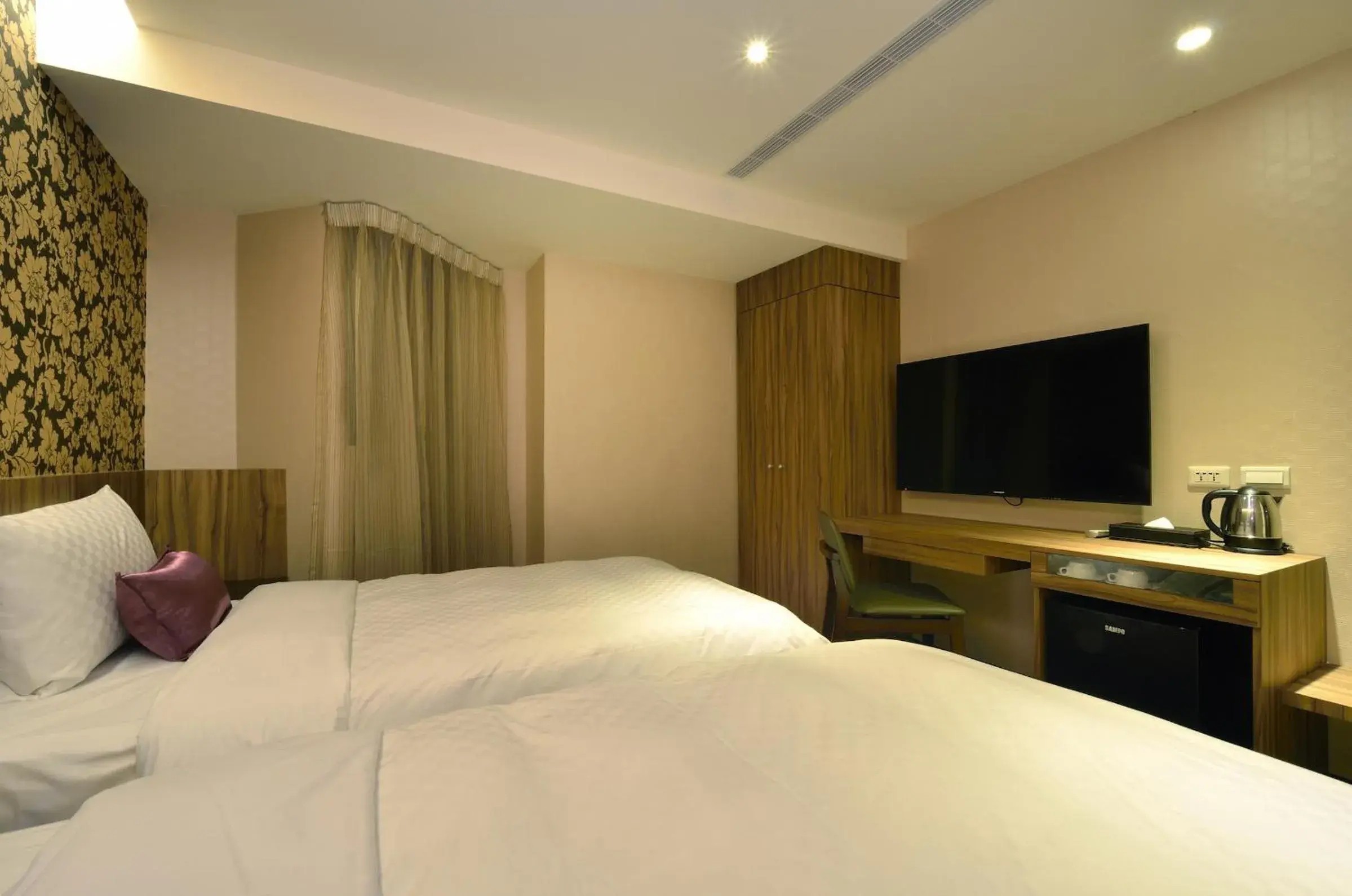 Bedroom, Bed in Shin Shin Hotel - Songshan