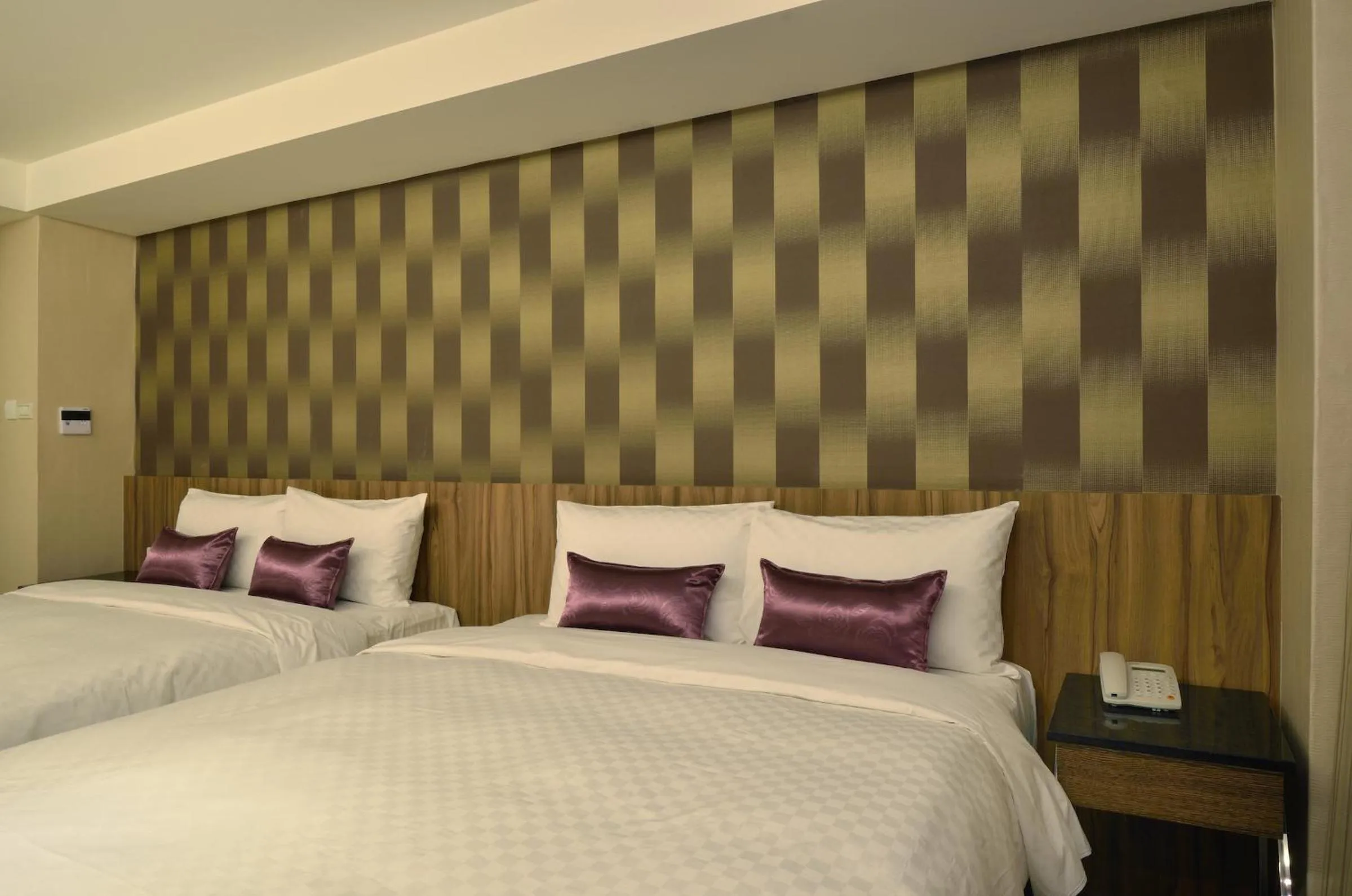 Bedroom, Bed in 欣欣時尚旅店松山站