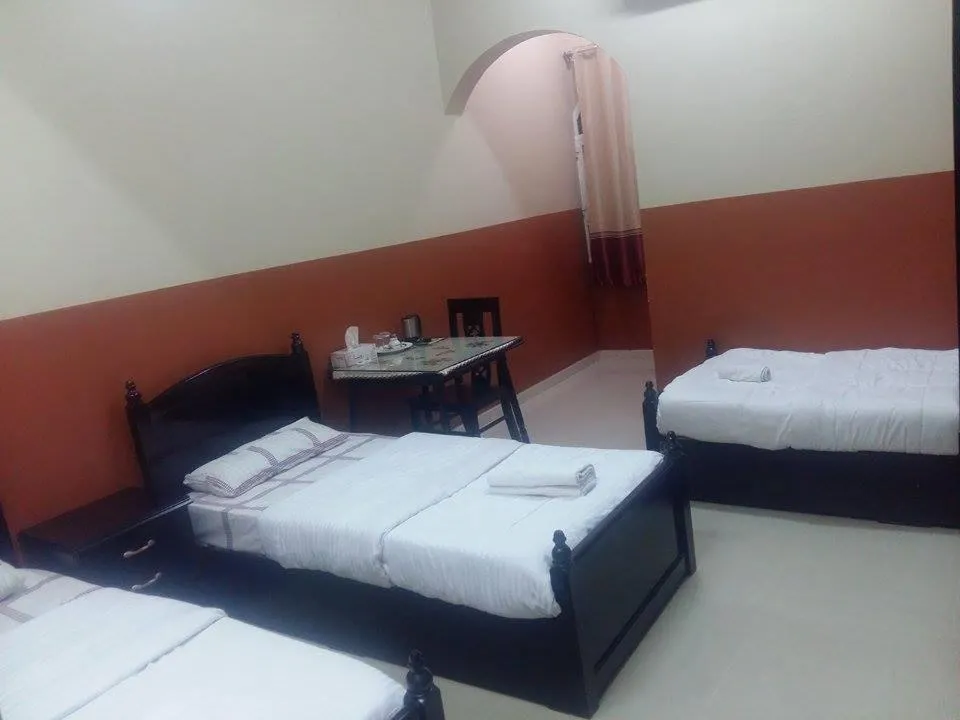 Bedroom, Bed in Five Continents Hotel