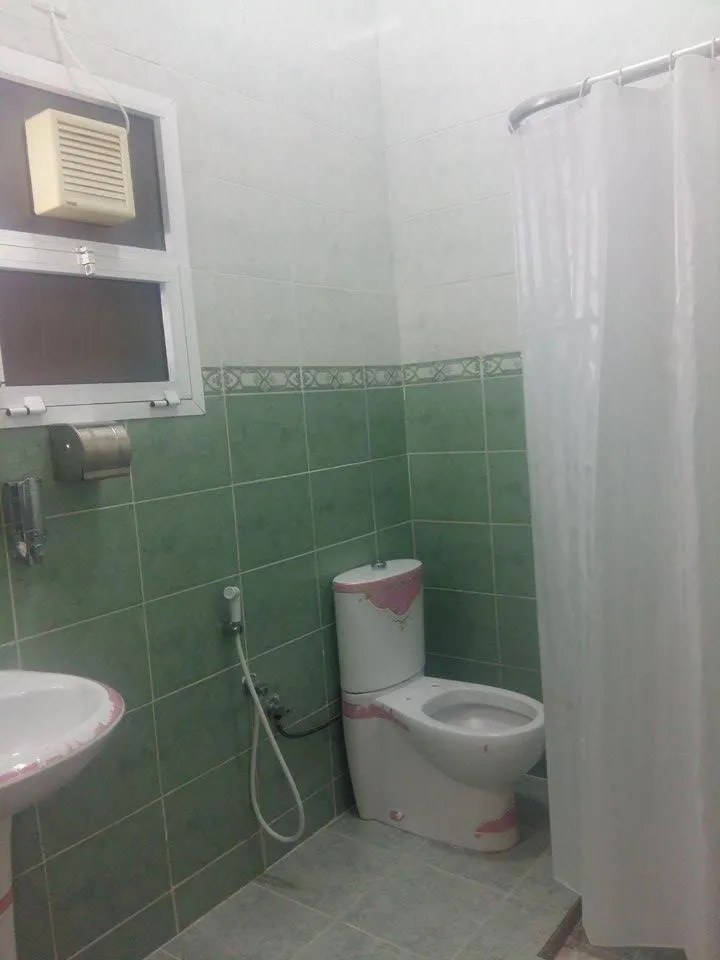Bathroom in Five Continents Hotel