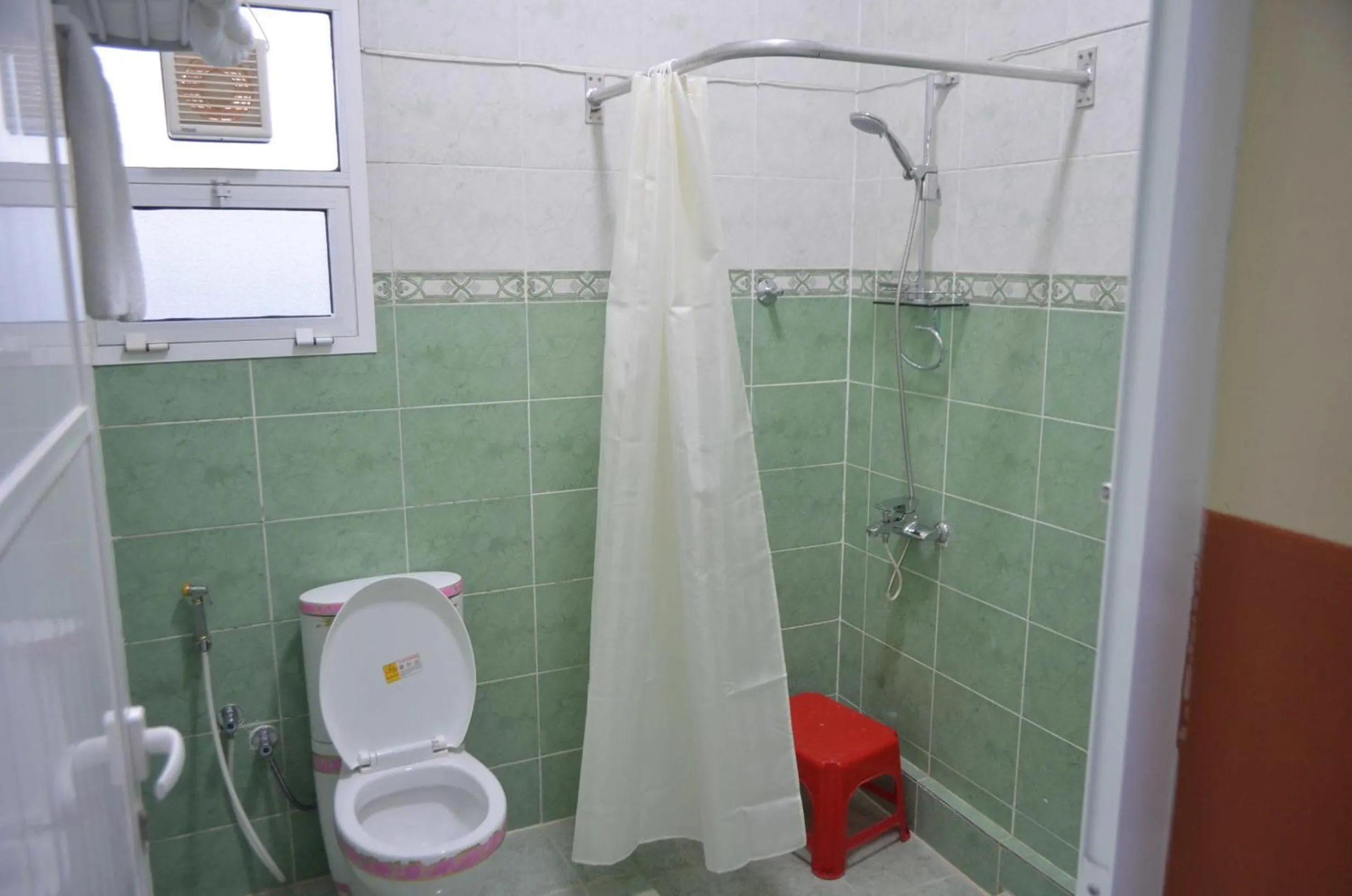 Bathroom in Five Continents Hotel