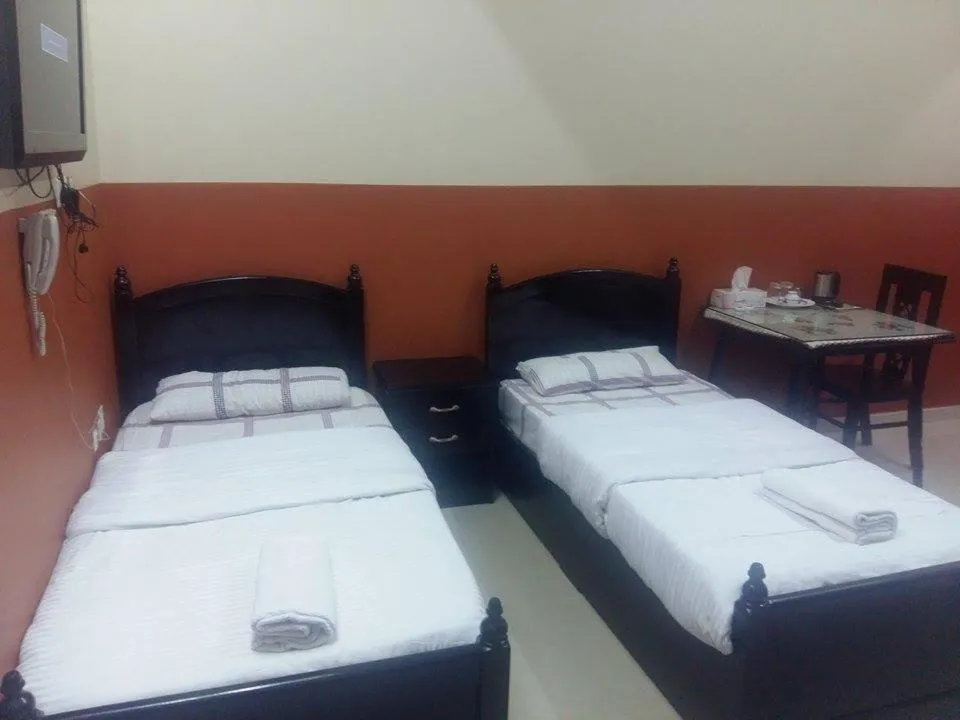 Bedroom, Bed in Five Continents Hotel