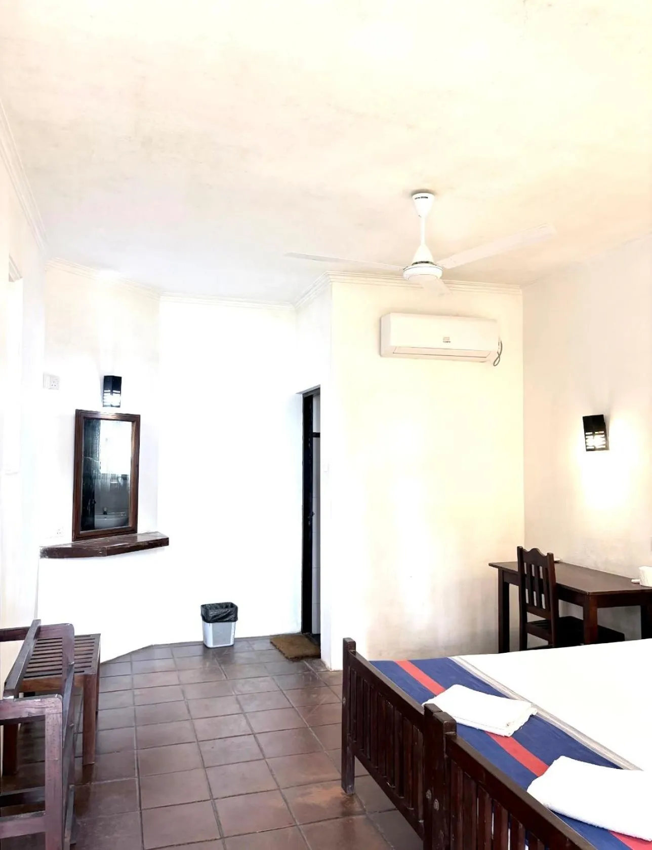 Curry Bowl Restaurant & Turtles Rest