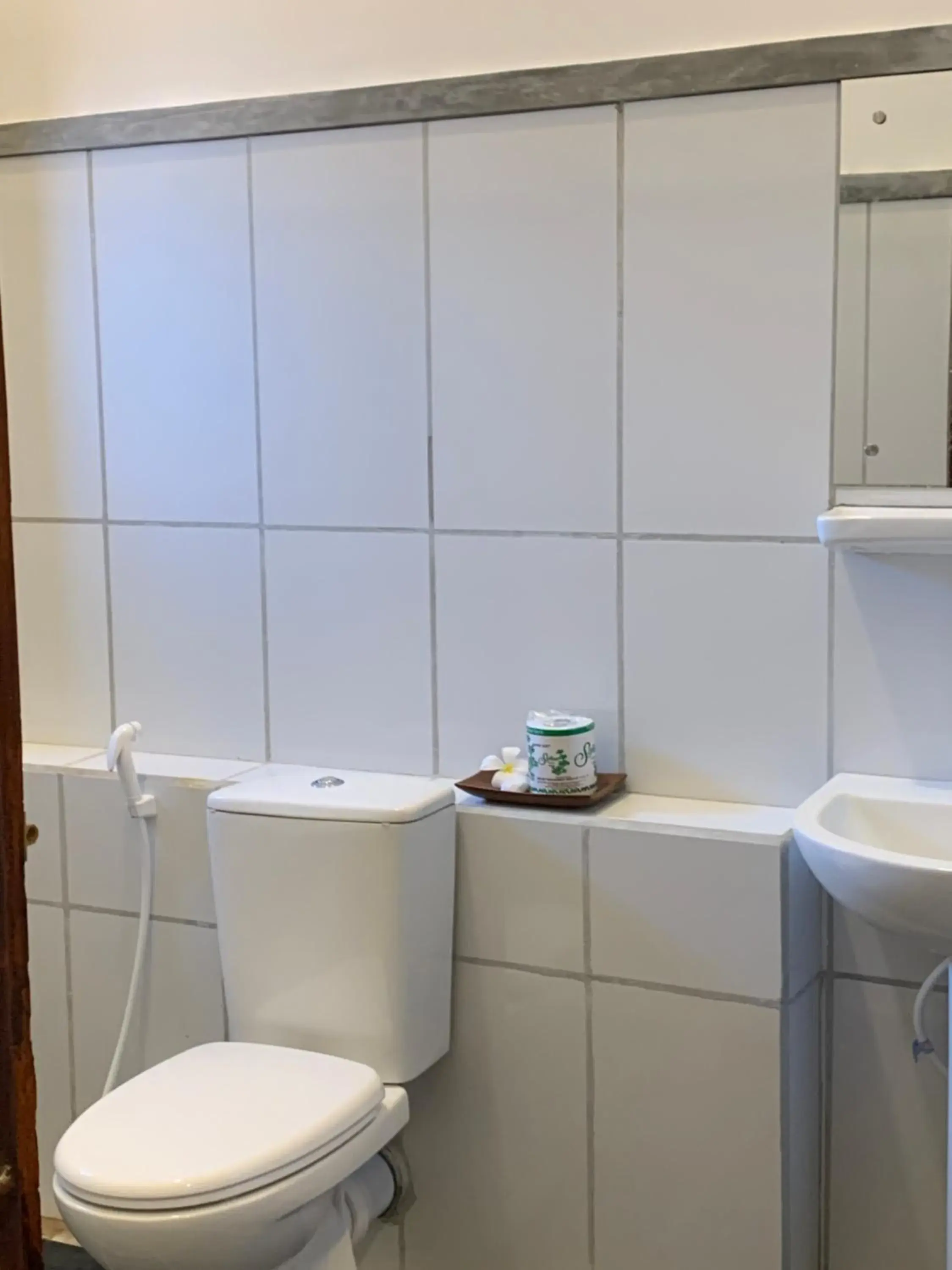 Curry Bowl Restaurant & Turtles Rest Curry Bowl Restaurant & Turtles Rest