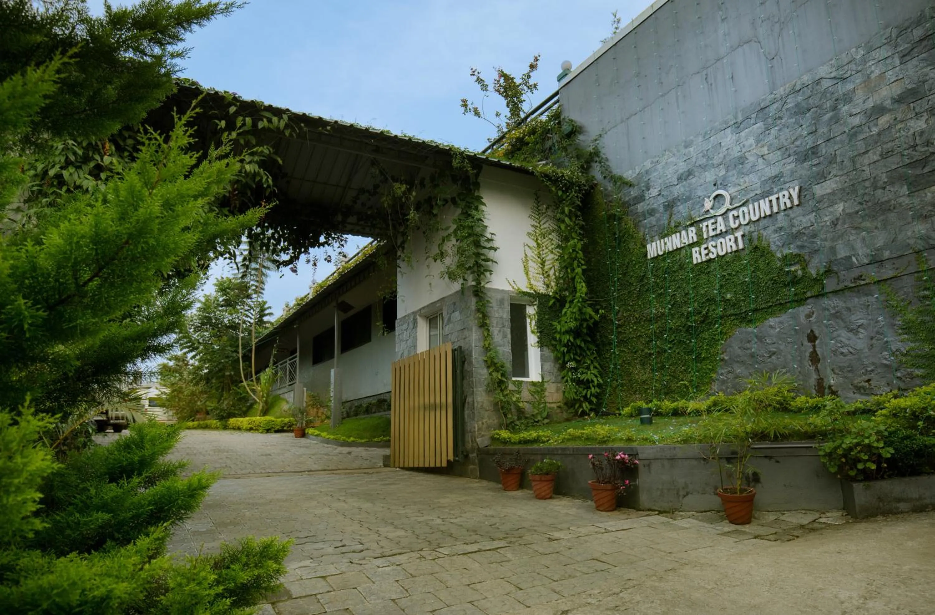 Facade/entrance in Munnar Tea Hills Resort - MTHR