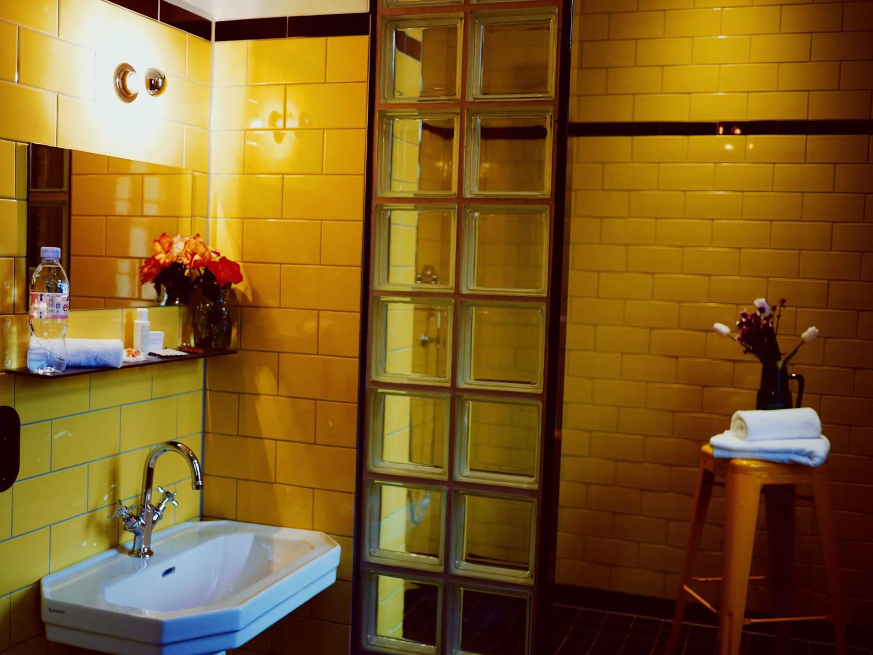 Bathroom in Haus Zauberflöte