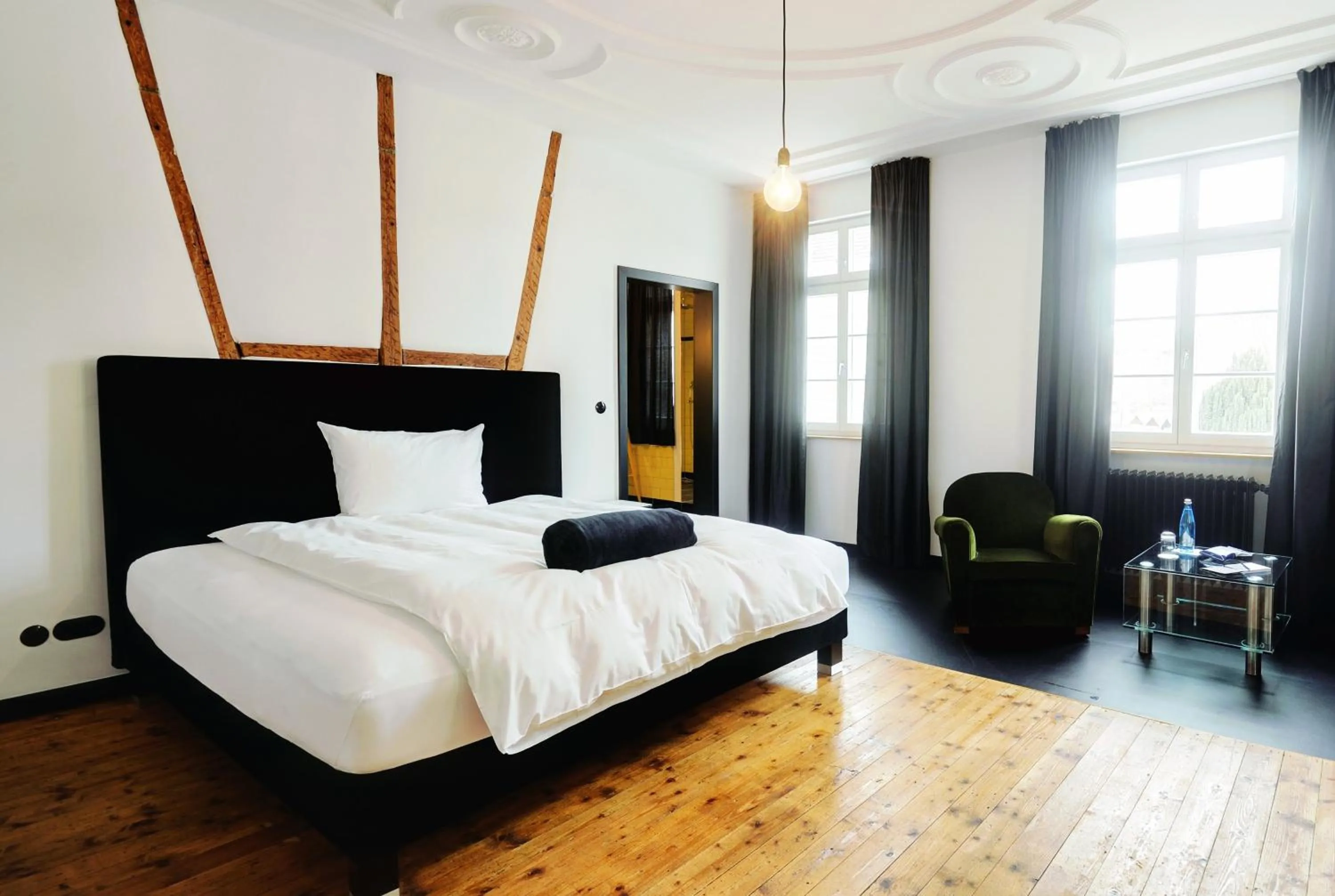 Photo of the whole room, Bed in Haus Zauberflöte