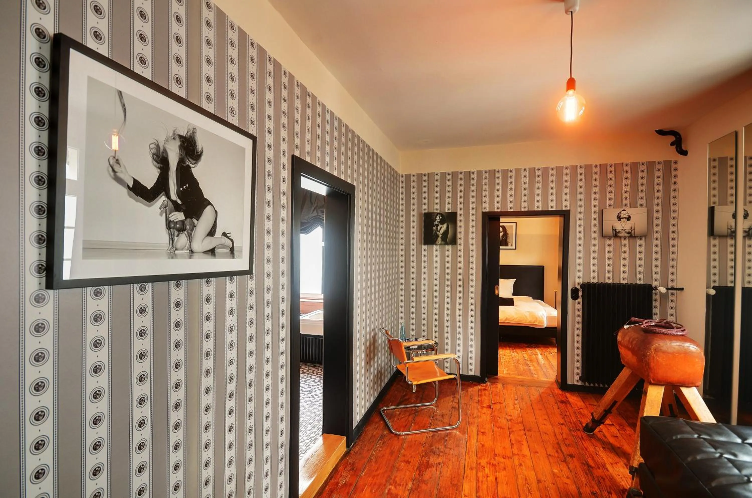 Photo of the whole room, Bed in Haus Zauberflöte