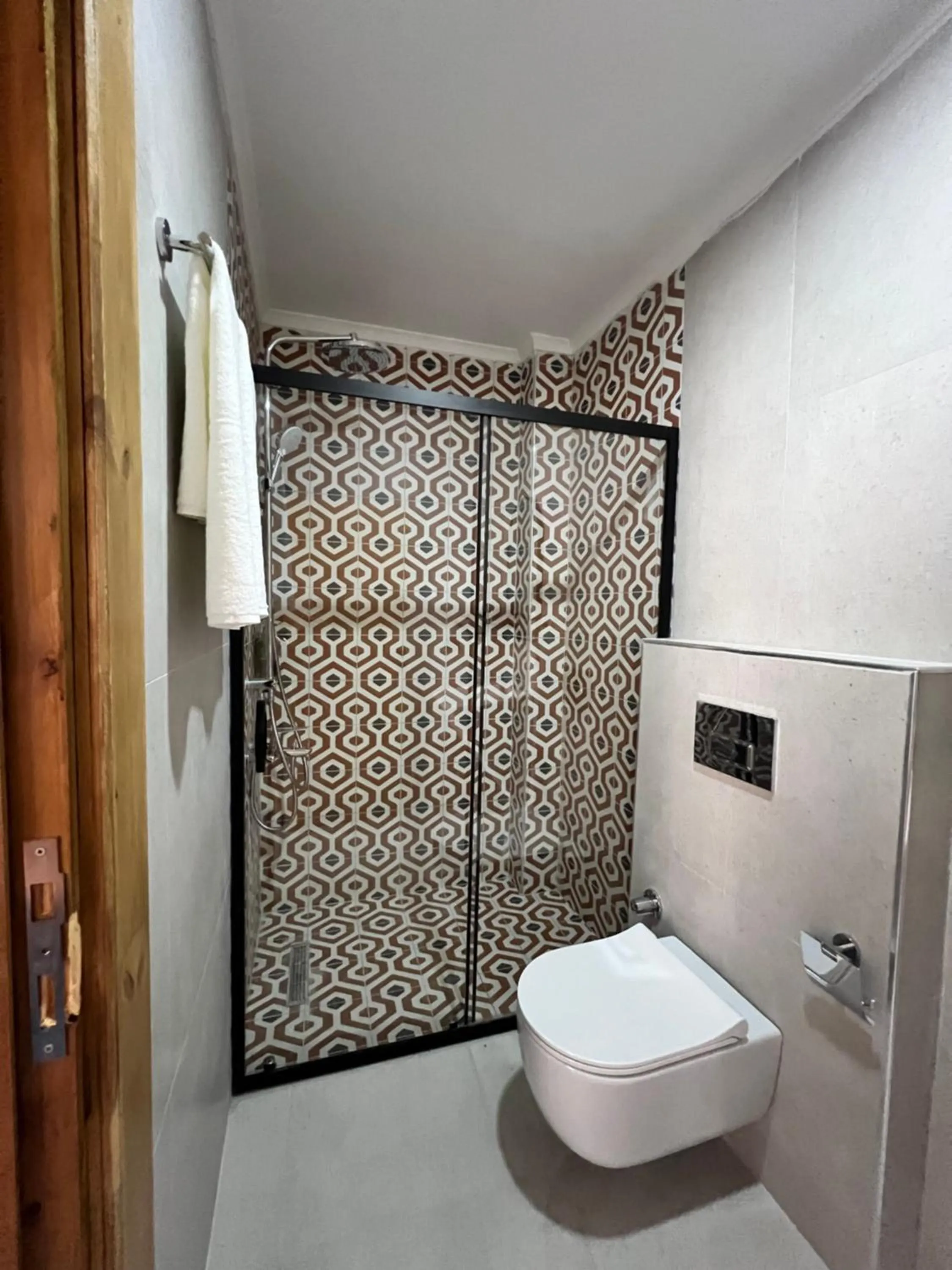 Bathroom in Oldies Hotel