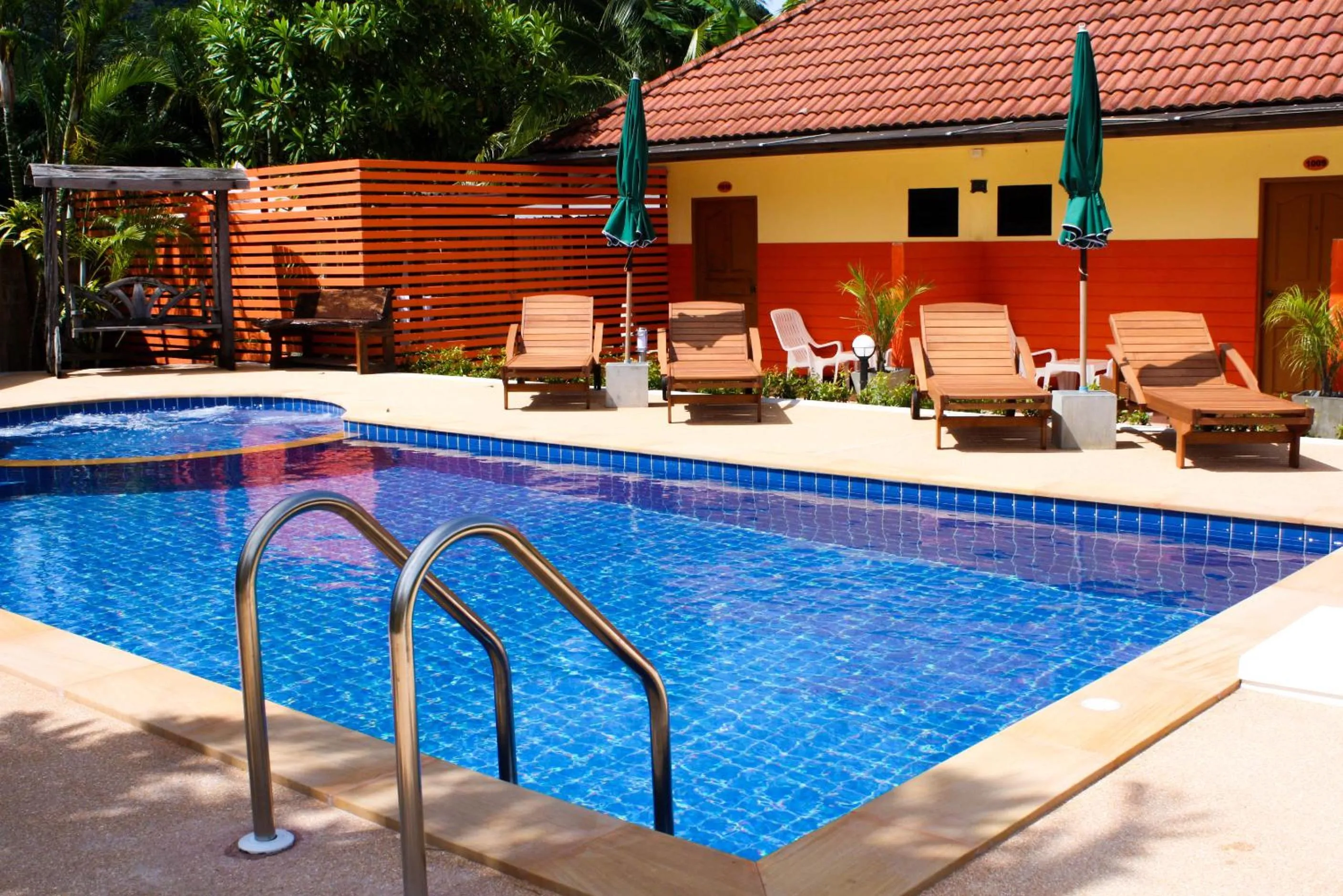 Swimming pool in Suksai Buri