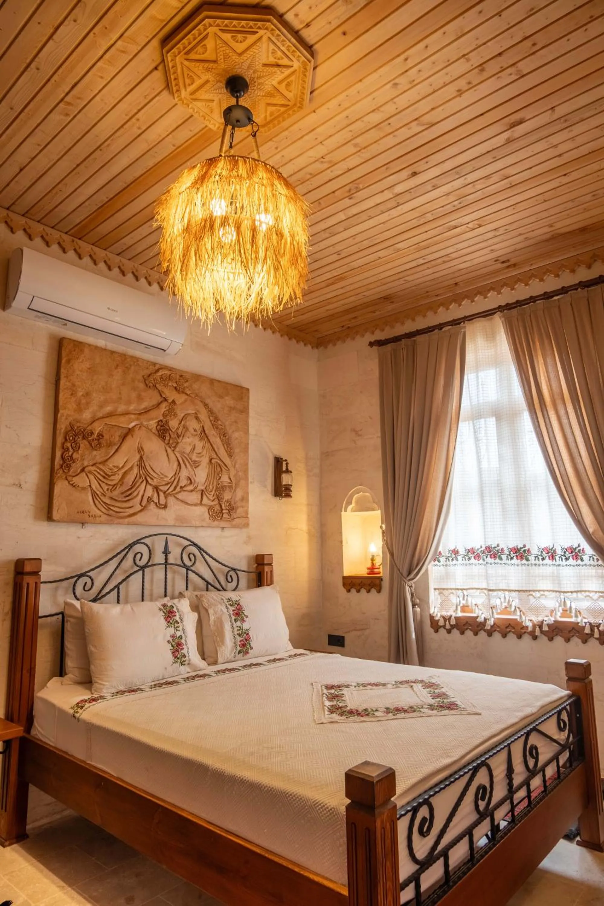 Bed in Mihrumah Konağı