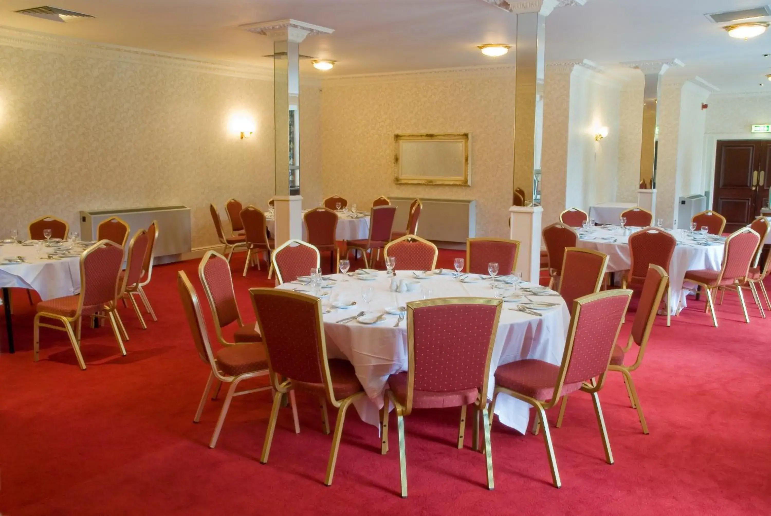 Banquet/Function facilities, Restaurant/Places to Eat in Royal Court Hotel & Spa Coventry