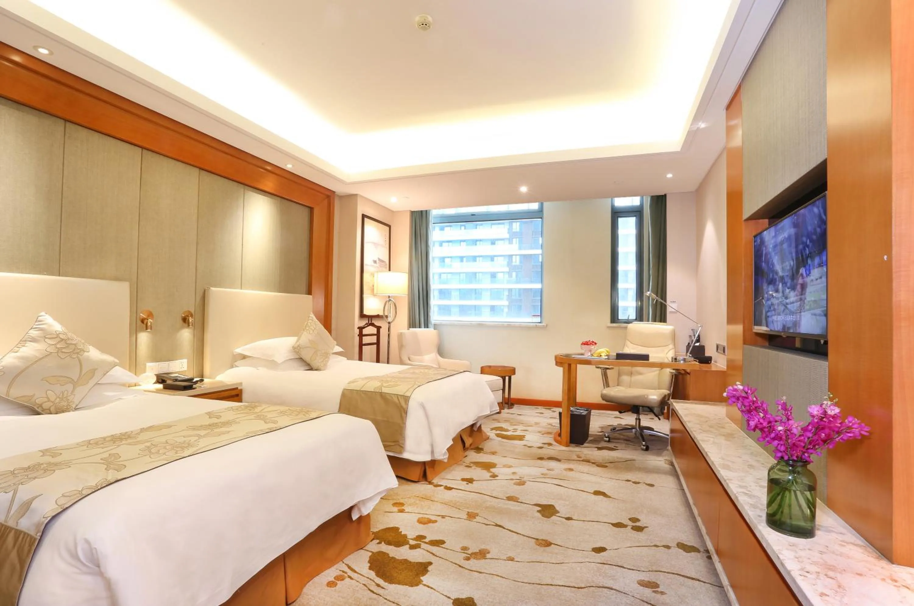 Photo of the whole room, Bed in Yiwu Shangcheng Hotel