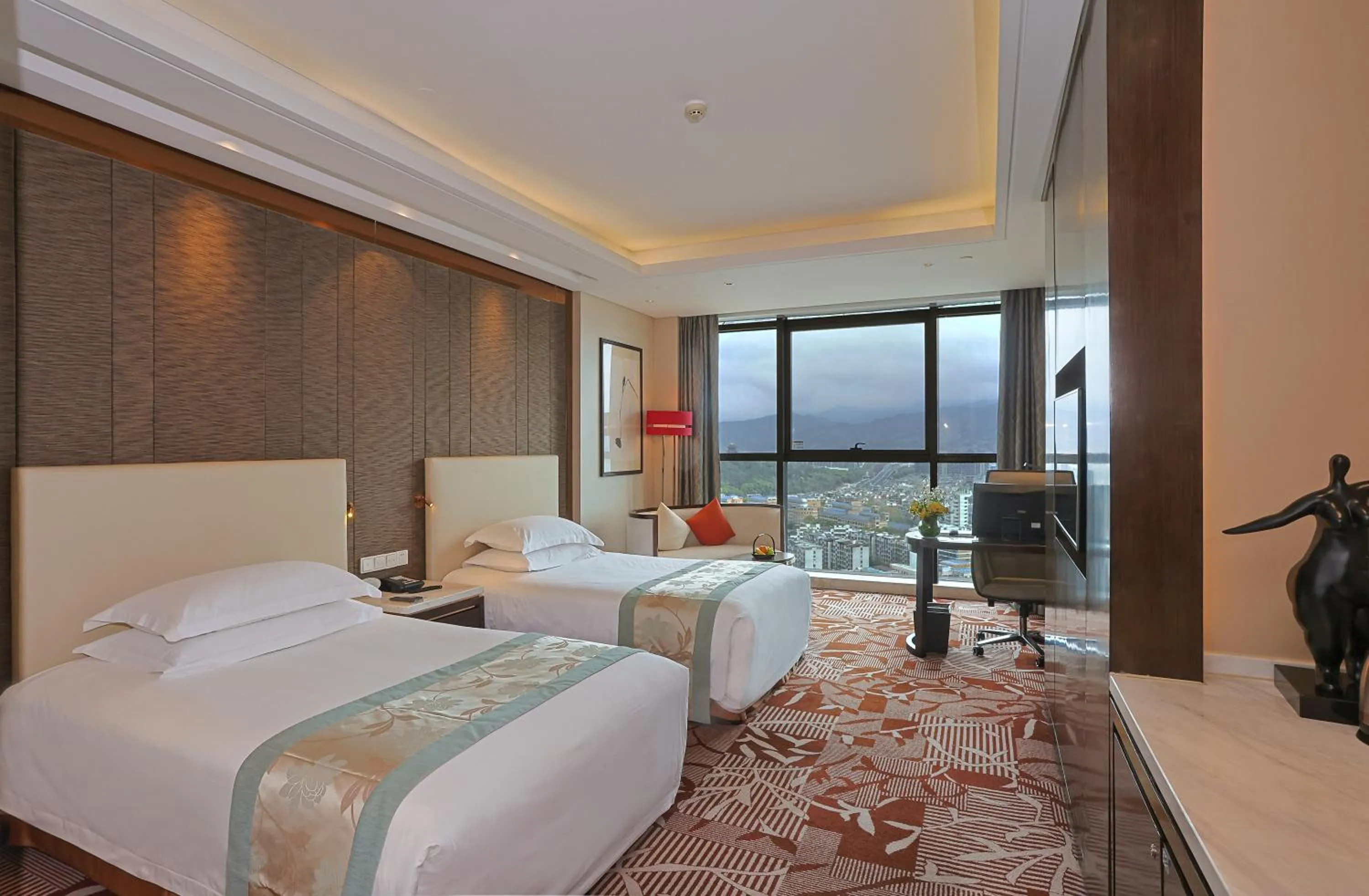 Photo of the whole room, Bed in Yiwu Shangcheng Hotel