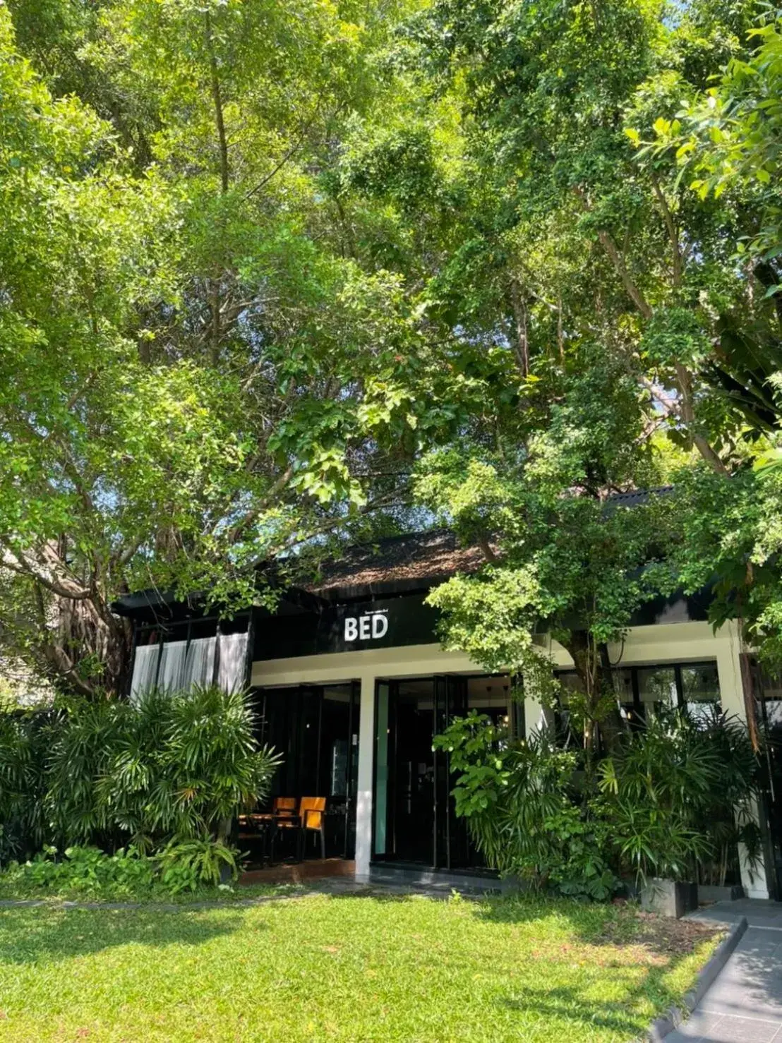 Facade/entrance in BED Phrasingh-Adults Only Facade/entrance in BED Phrasingh-Adults Only