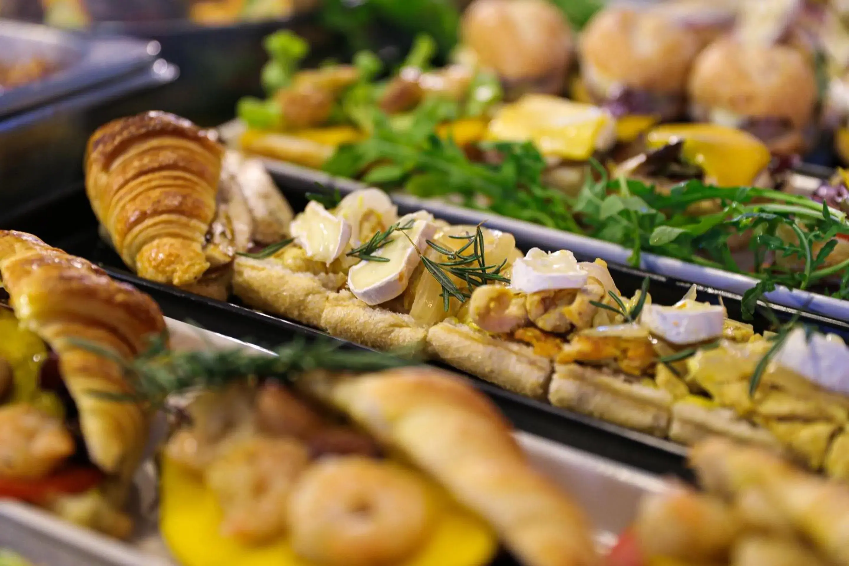 Food and drinks in BED Phrasingh-Adults Only Food and drinks in BED Phrasingh-Adults Only