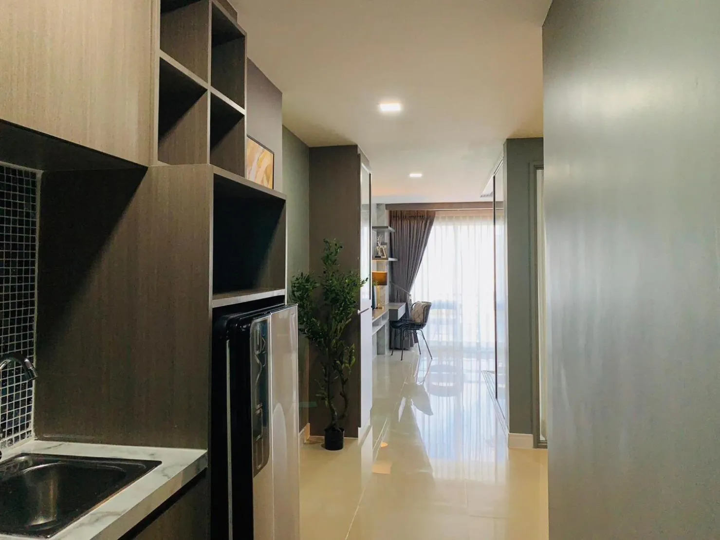 room service in Ocean View Treasure Residence