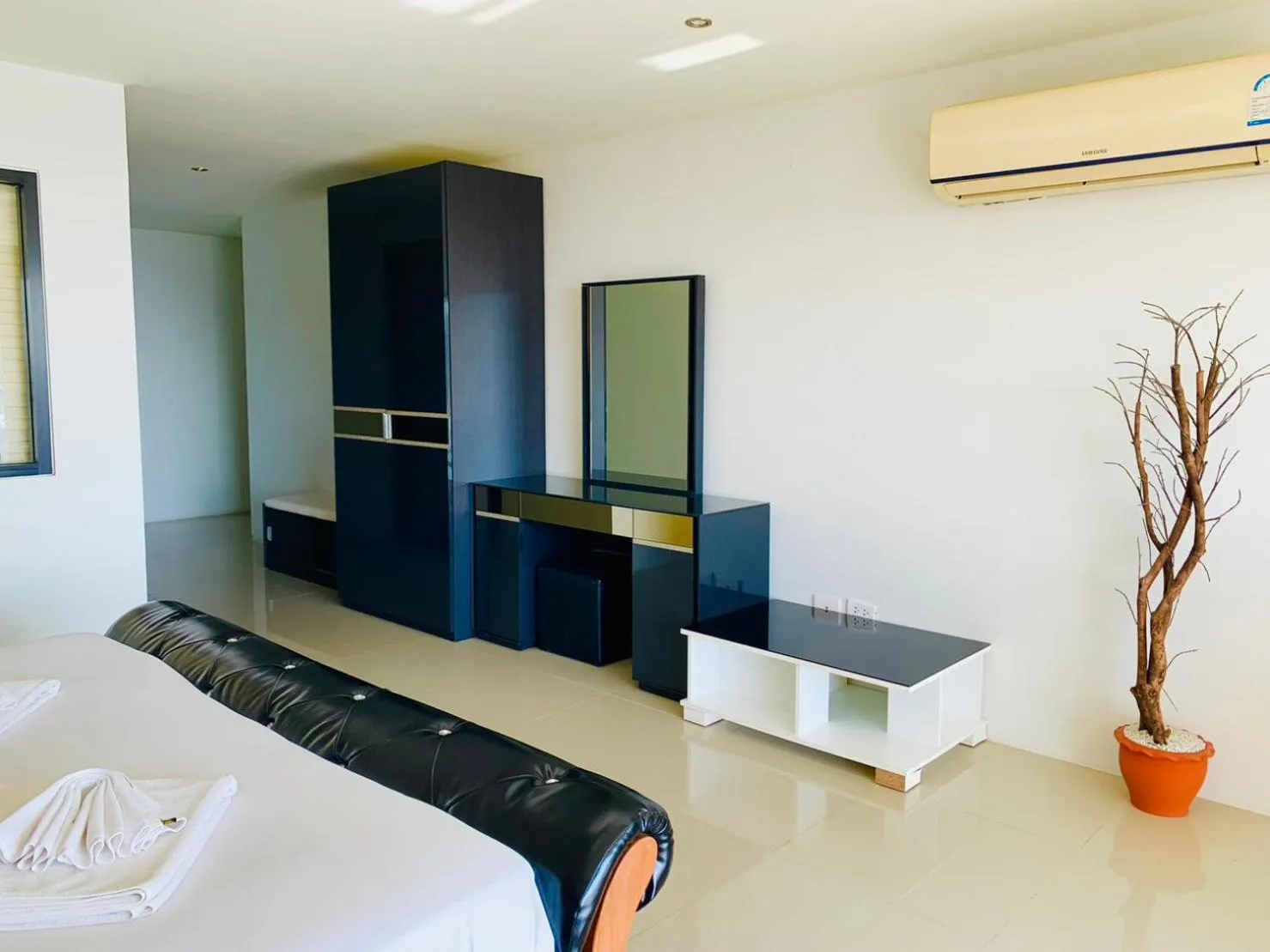 air conditioner, Bed in Ocean View Treasure Residence