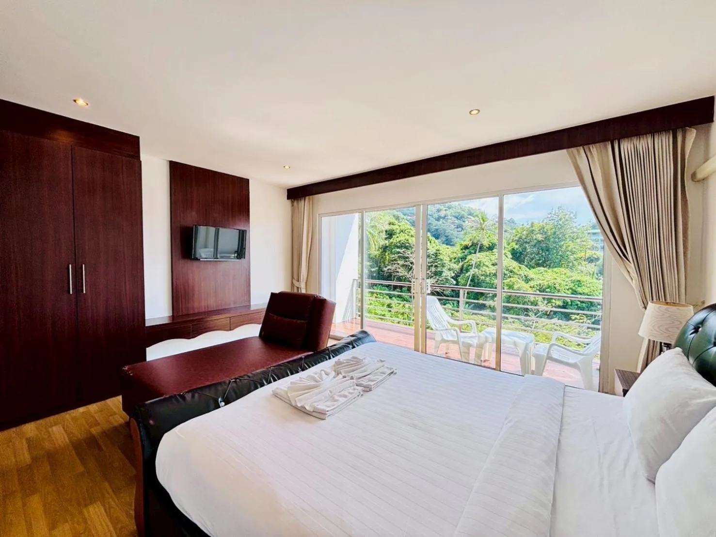 View (from property/room), Bed in Ocean View Treasure Residence
