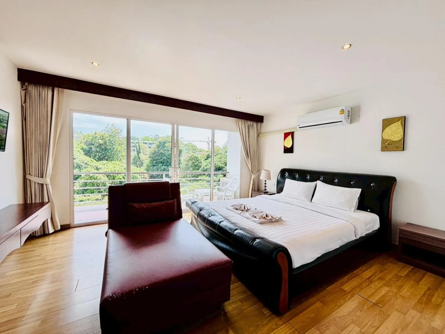 Bed in Ocean View Treasure Residence