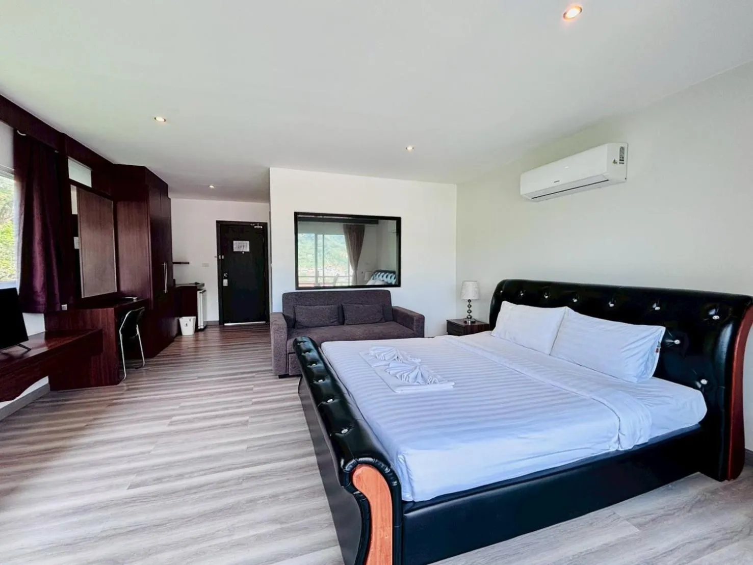 Bed in Ocean View Treasure Residence