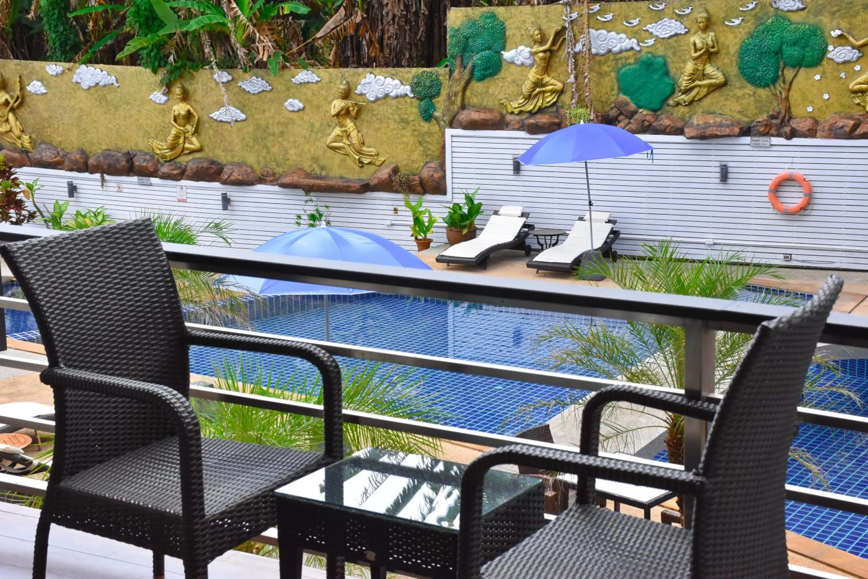 Pool view in Ocean View Treasure Residence