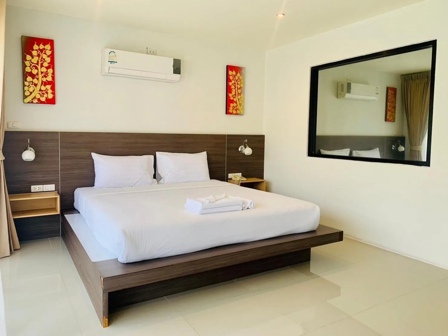 Bed in Ocean View Treasure Residence