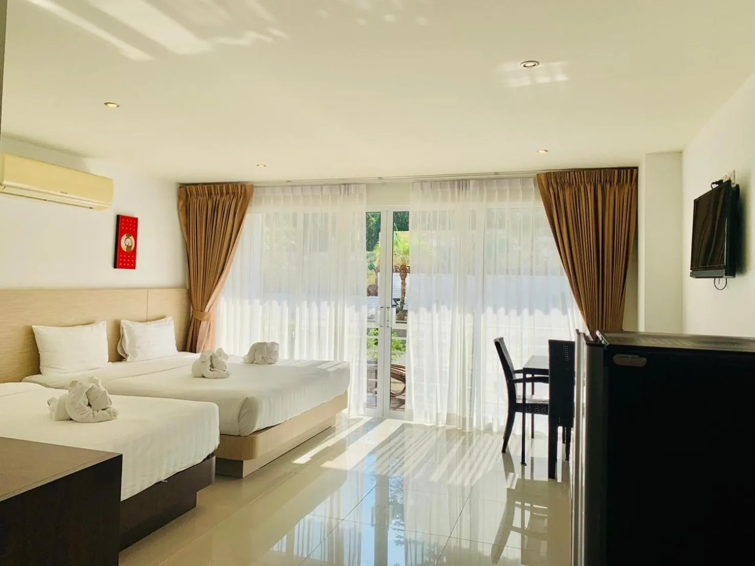 Bedroom, Bed in Ocean View Treasure Residence