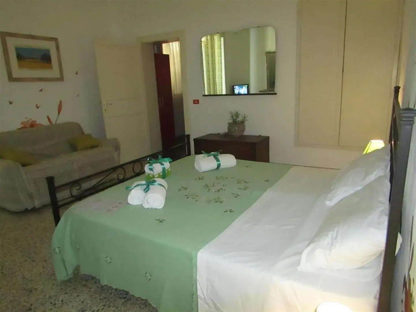 Standard Double Room with Two Double Beds in Bed & Breakfast StradaNuova Standard Double Room with Two Double Beds in Bed & Breakfast StradaNuova