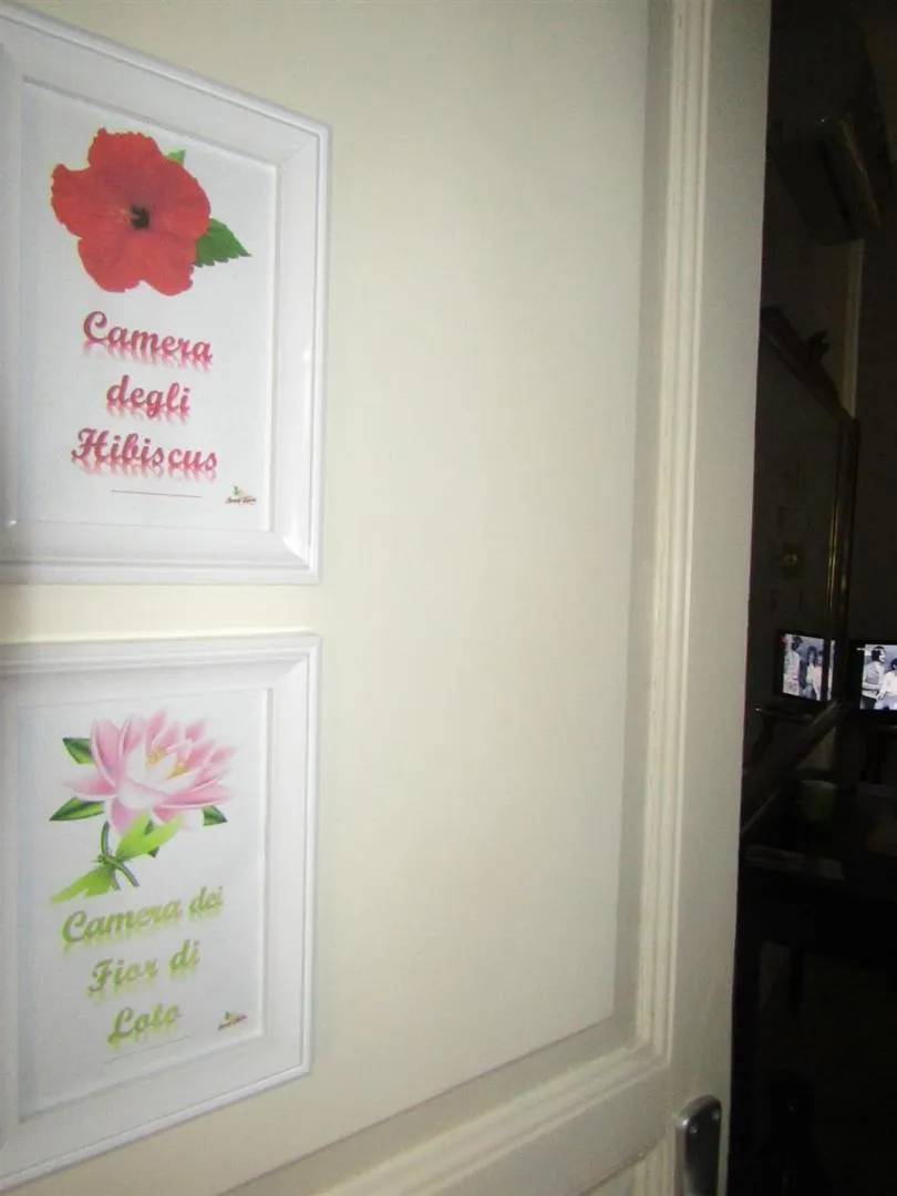 Decorative detail in Bed & Breakfast StradaNuova