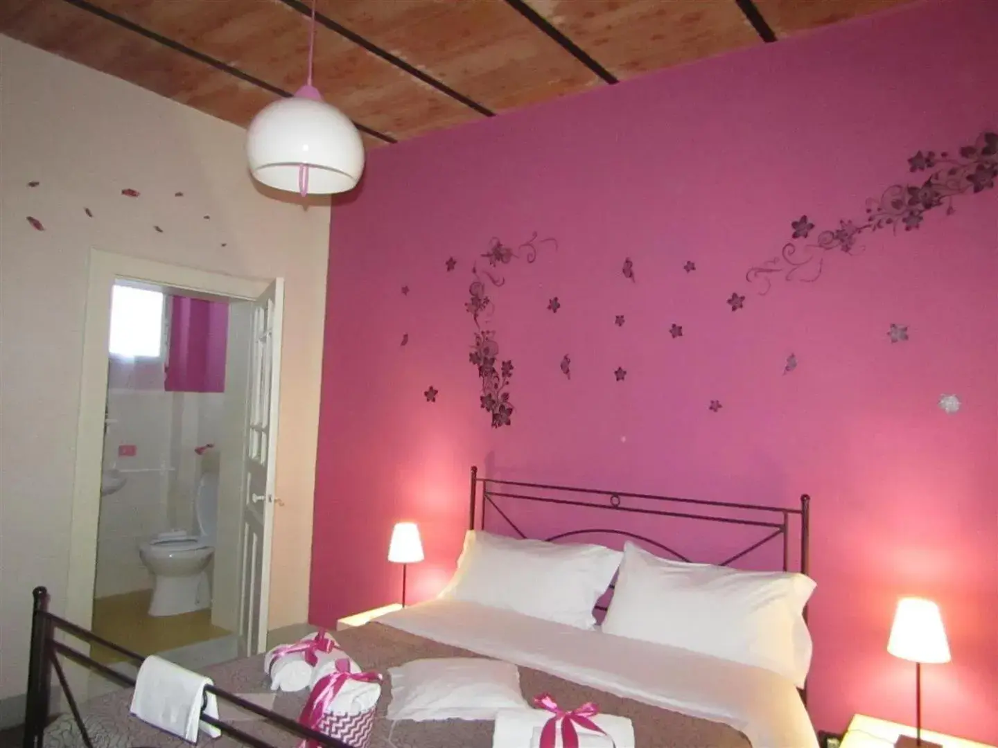 Double or Twin Room in Bed & Breakfast StradaNuova Double or Twin Room in Bed & Breakfast StradaNuova