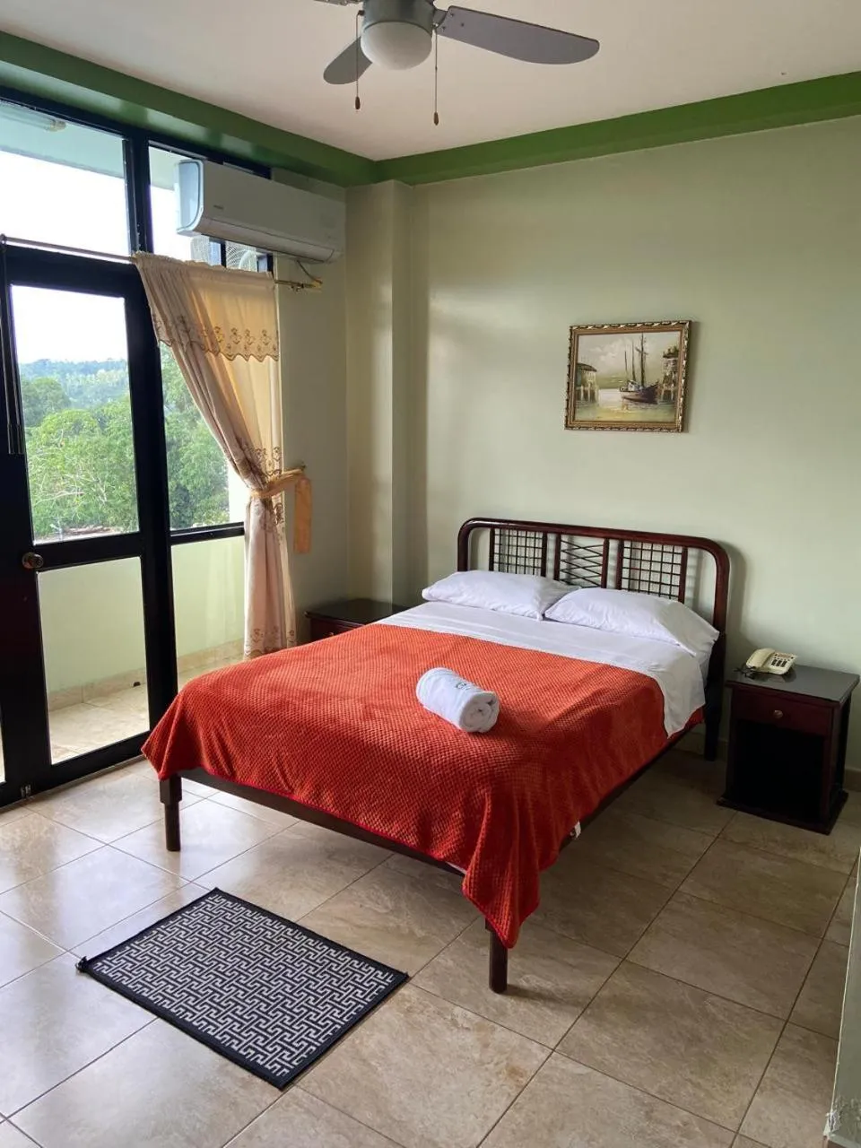 Bed in Hostal La Colina