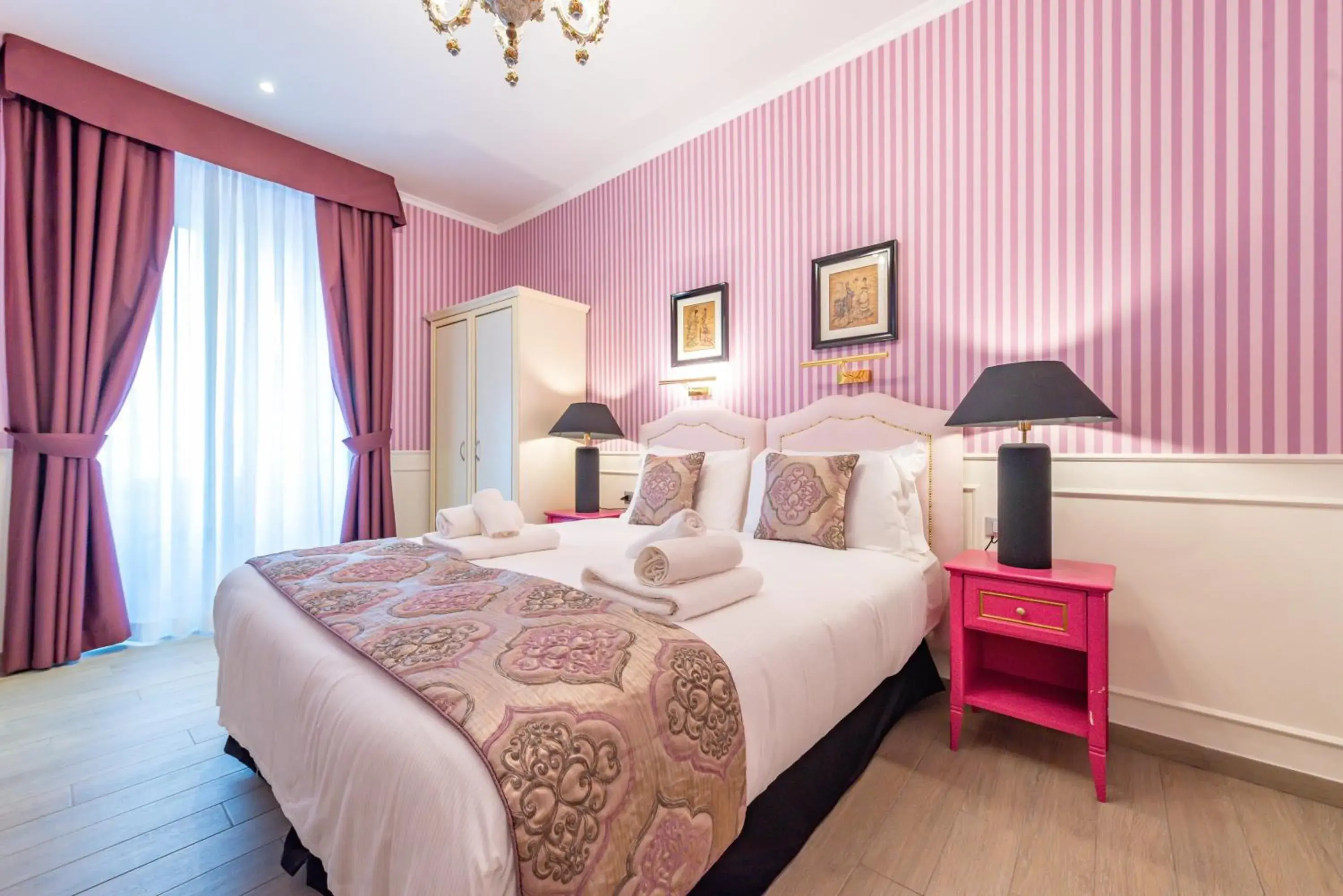 Other, Bed in Catone Vatican Suites by Ghor Other, Bed in Catone Vatican Suites by Ghor