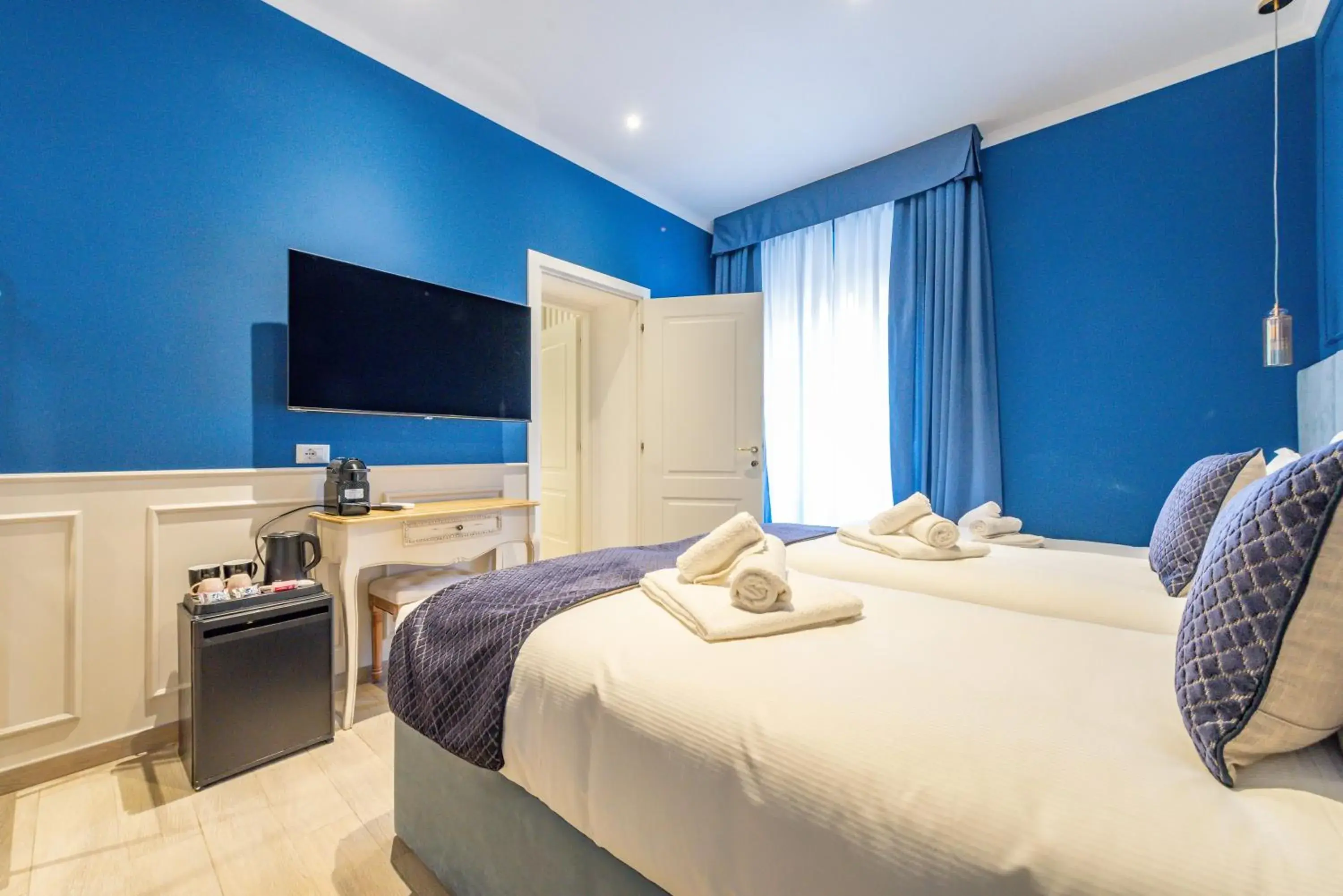 Other, Bed in Catone Vatican Suites by Ghor Other, Bed in Catone Vatican Suites by Ghor